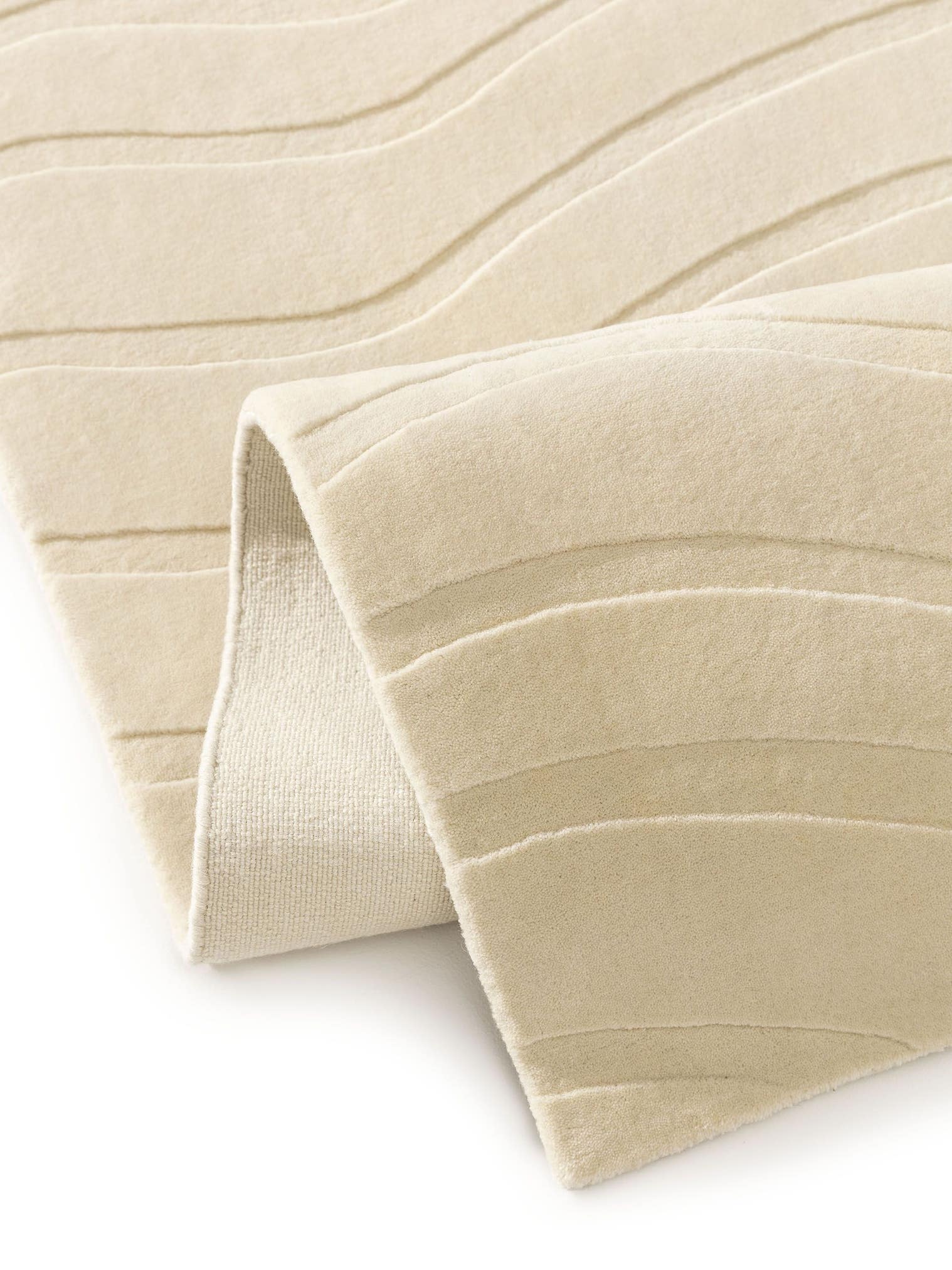 Rug made of 100% Wool from (New Zealand) in Beige with a 6 - 10 mm high pile by benuta Finest
