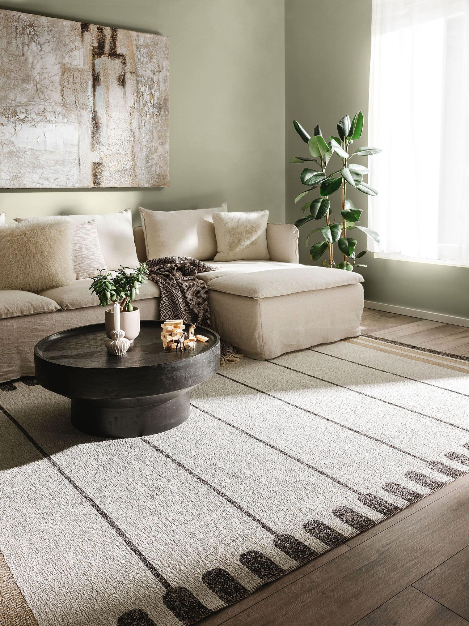Rug made of 65% Polyester (recycled PET), 35% Jute in Beige with a 1- 5 mm high pile by benuta Nest
