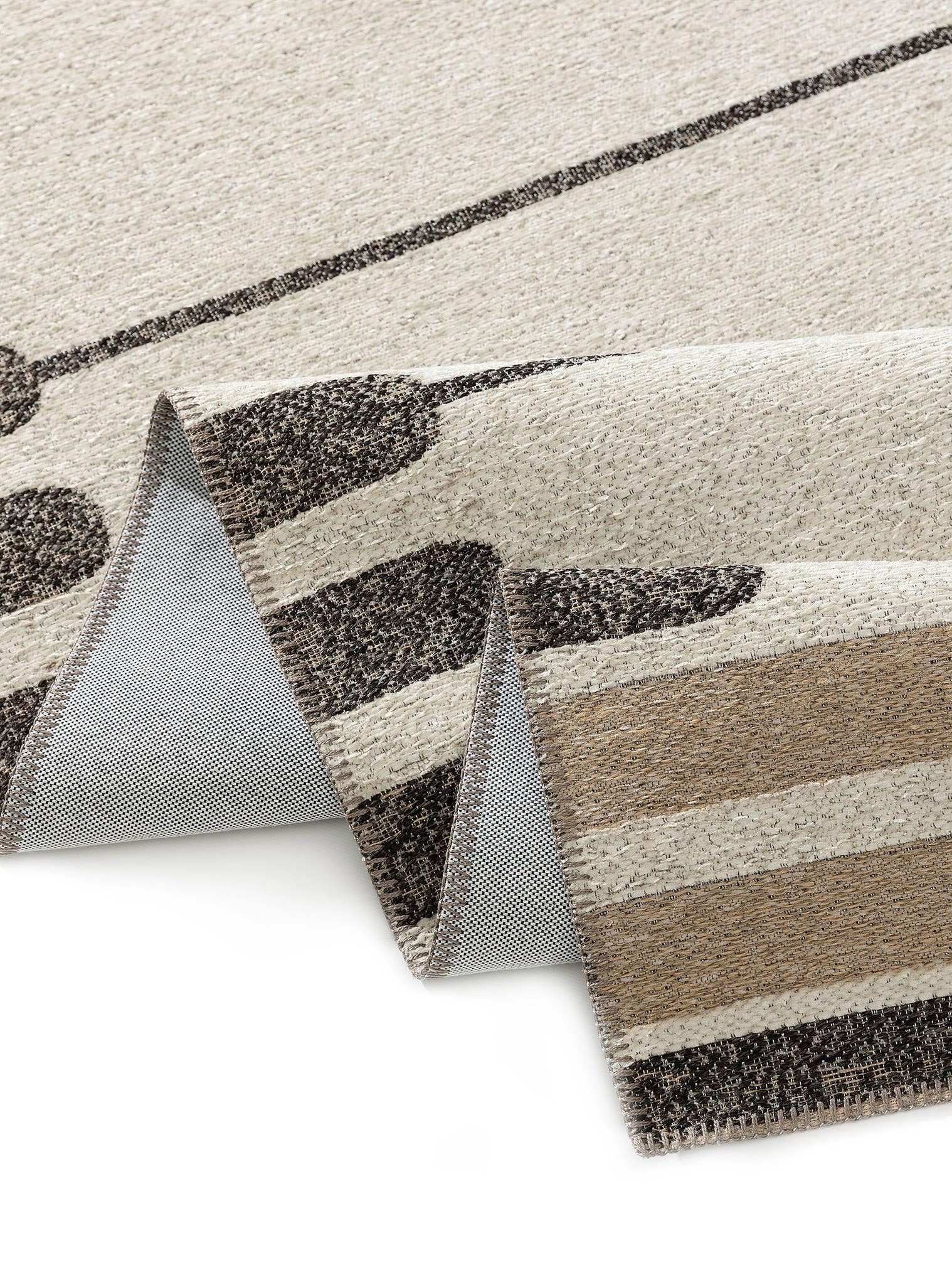 Rug made of 65% Polyester (recycled PET), 35% Jute in Beige with a 1- 5 mm high pile by benuta Nest