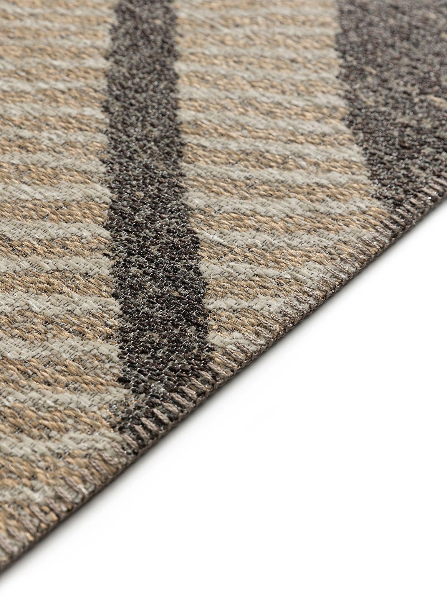 Matta av 65% Polyester (återvunnen PET-plast), 35% Jute i Beige med 1- 5 mm hög lugg från benuta Nest