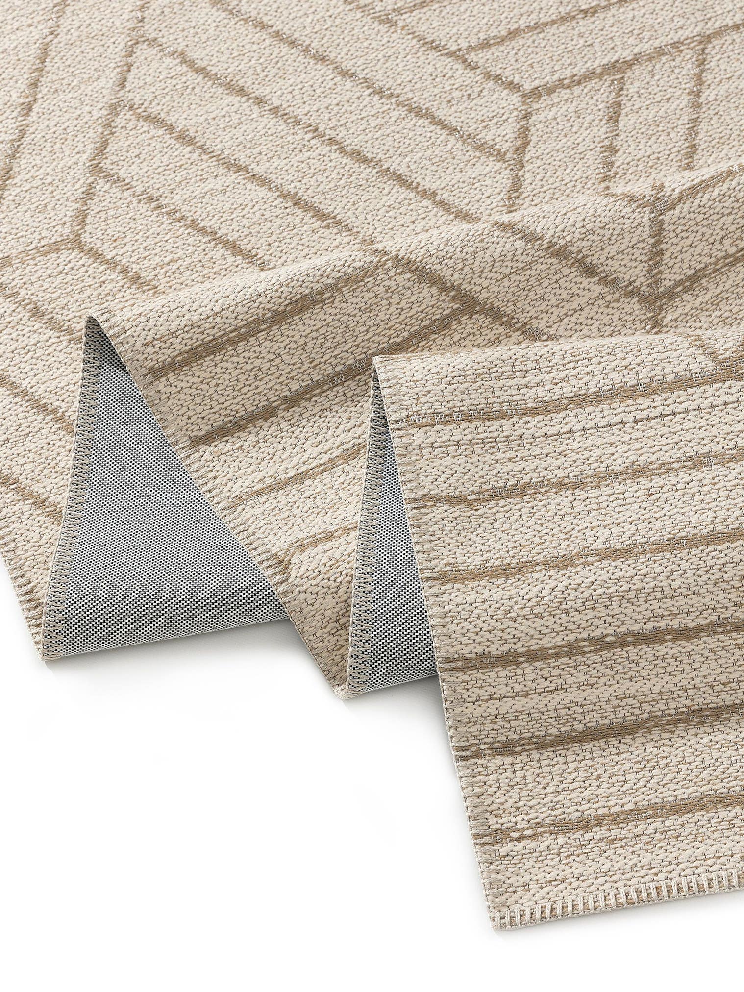 Tæppe af 65% Polyester (genanvendt PET), 35% Jute i Beige med 1- 5 mm høj luv fra benuta Nest