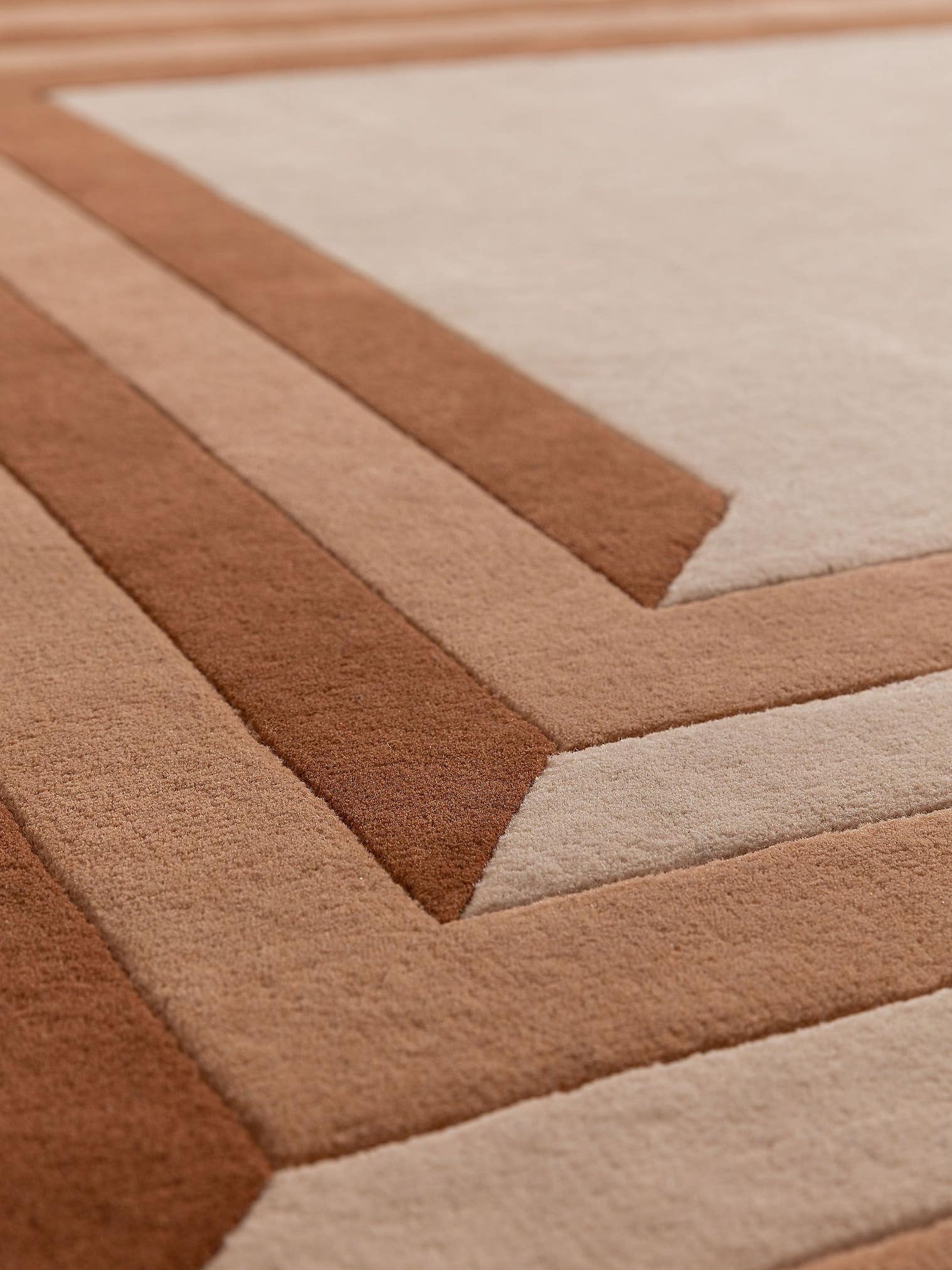 Rug made of 100% Wool in Brown with a 6 - 10 mm high pile by benuta Finest