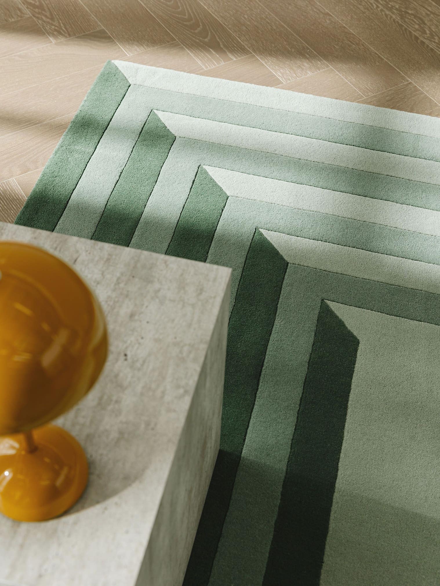 Rug made of 100% Wool in Green with a 6 - 10 mm high pile by benuta Finest