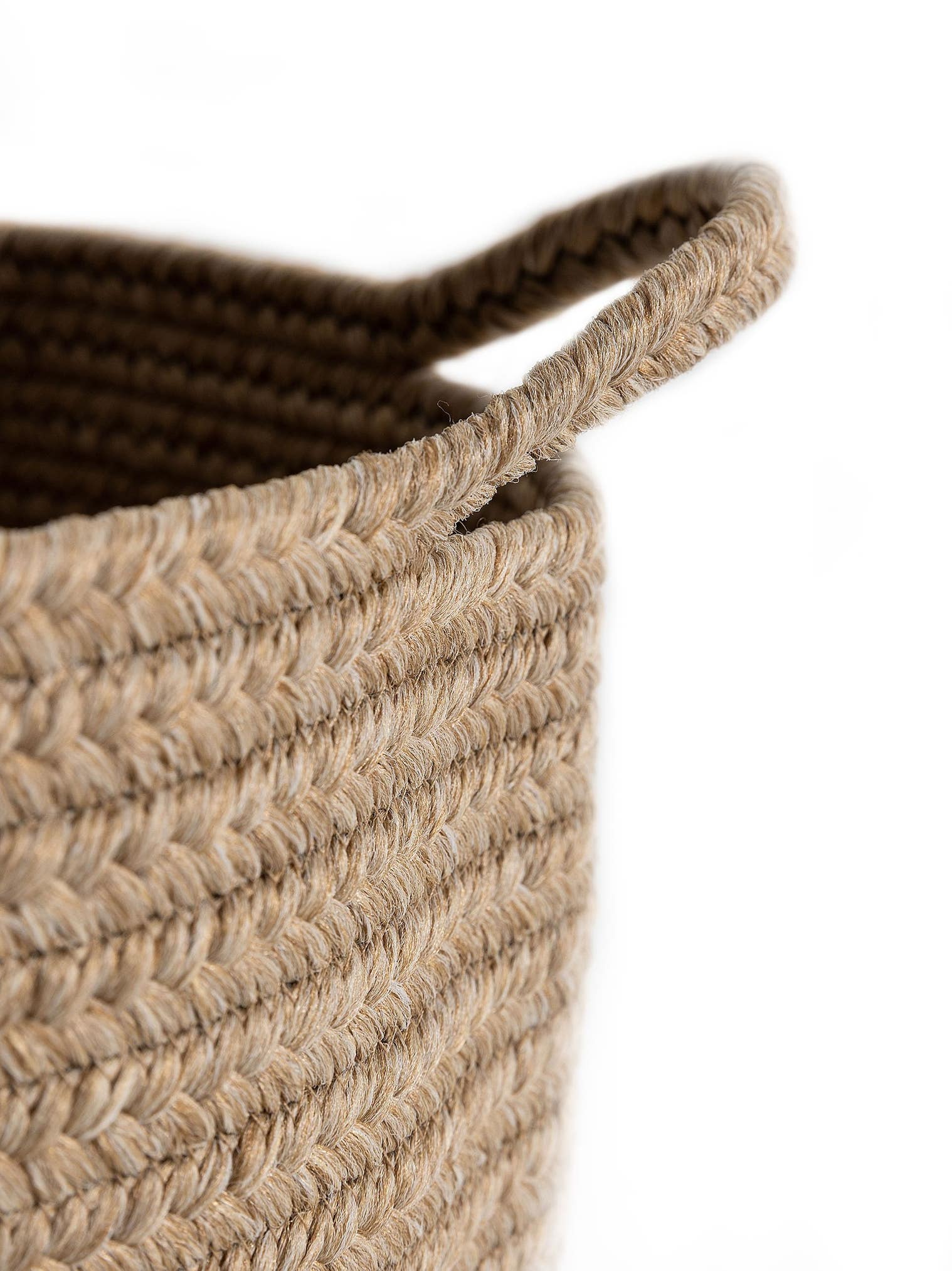 Korg Nandi Beige med -design i 80% Polypropylen, 20% Polyester från benuta Nest