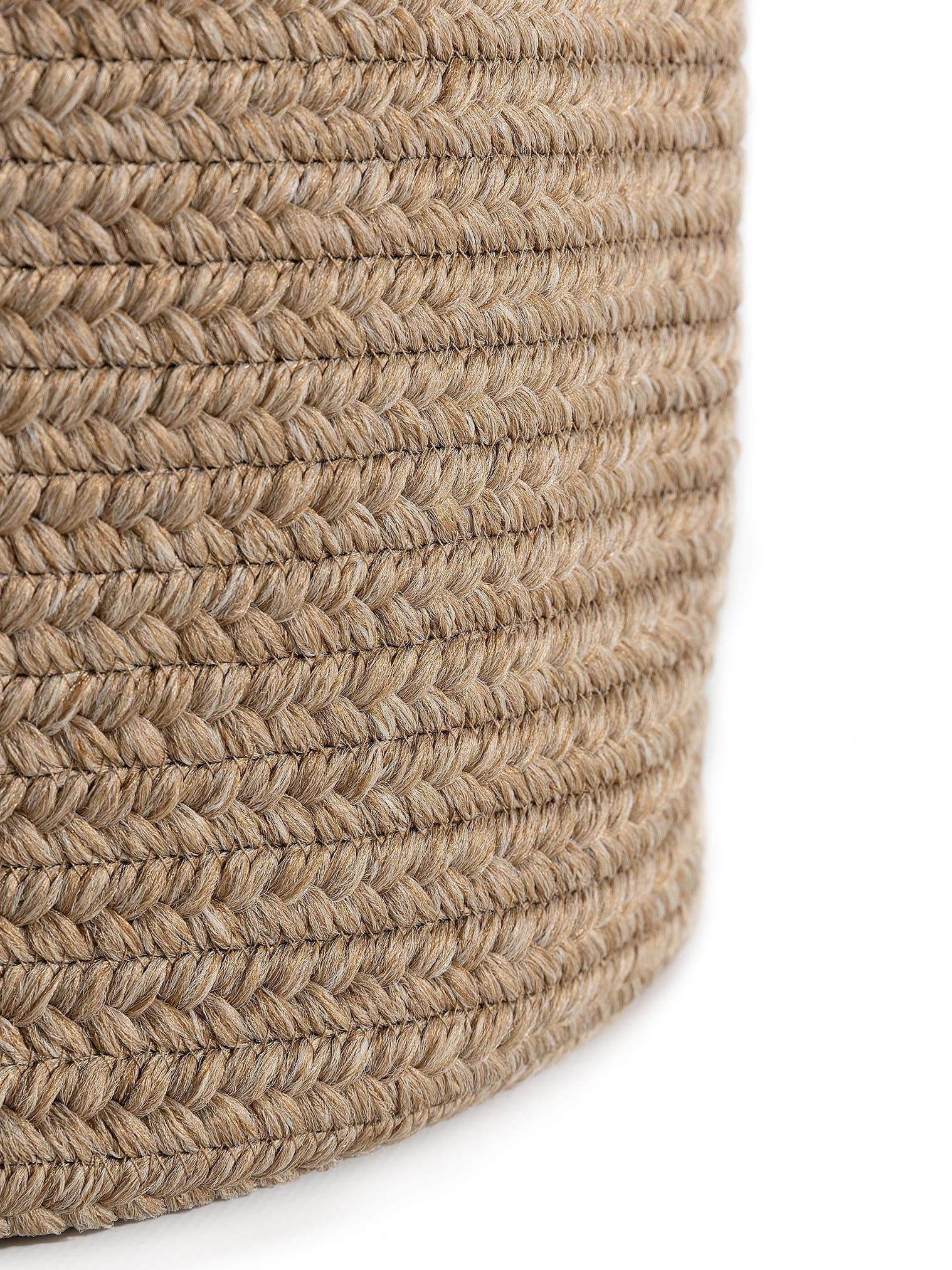 Korg Nandi Beige med -design i 80% Polypropylen, 20% Polyester från benuta Nest