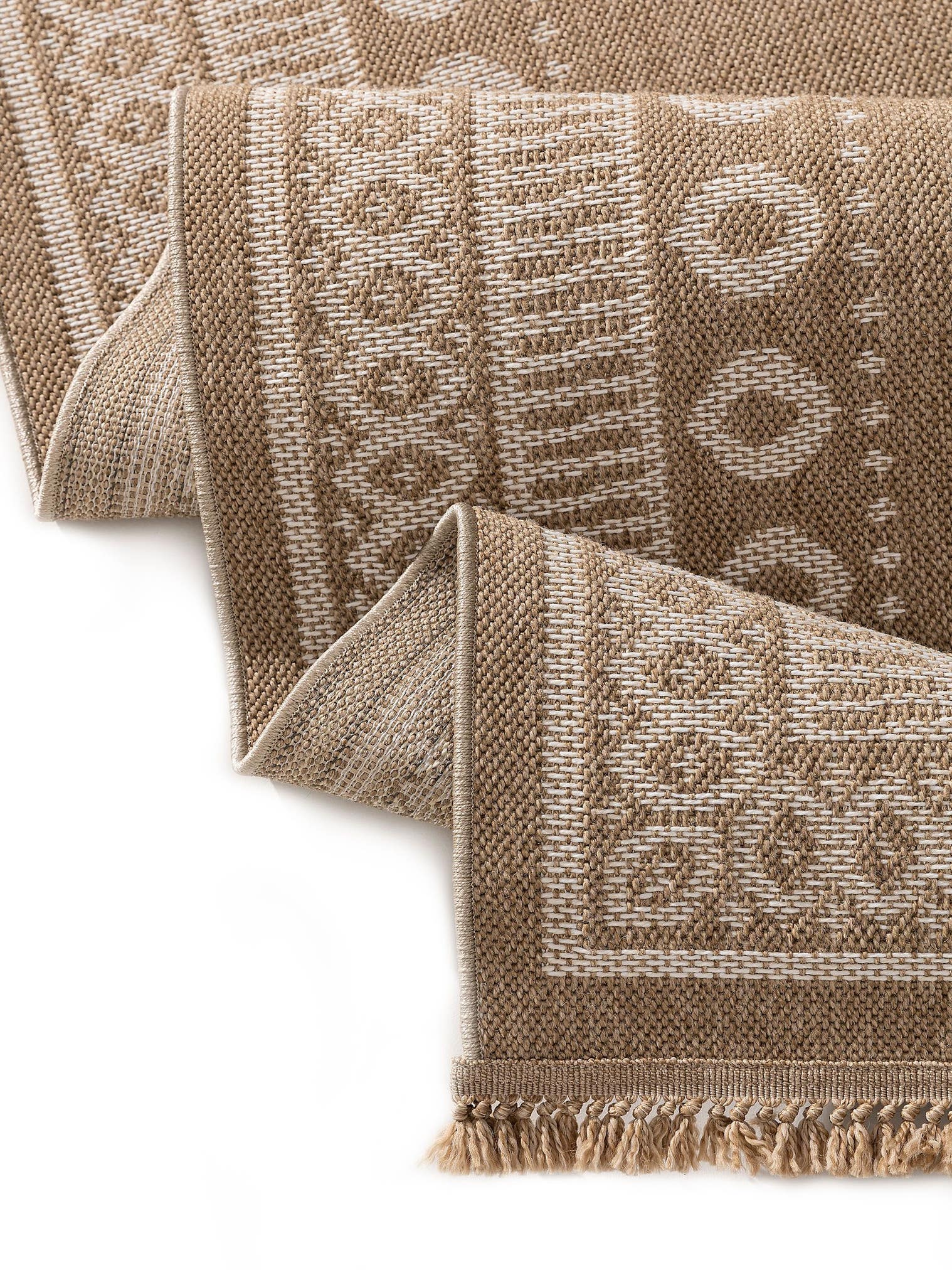 Teppich aus 100% Polypropylen in Beige mit bis 5 mm hohem Flor von benuta Pop
