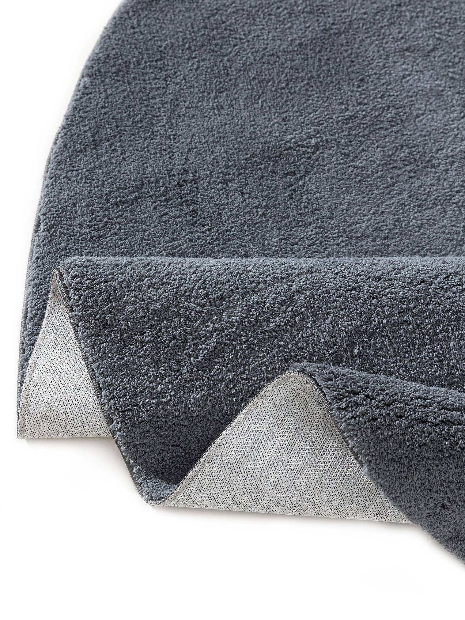 Teppich aus 100% Polyester in Schwarz mit 6 bis 10 mm hohem Flor von benuta Pop