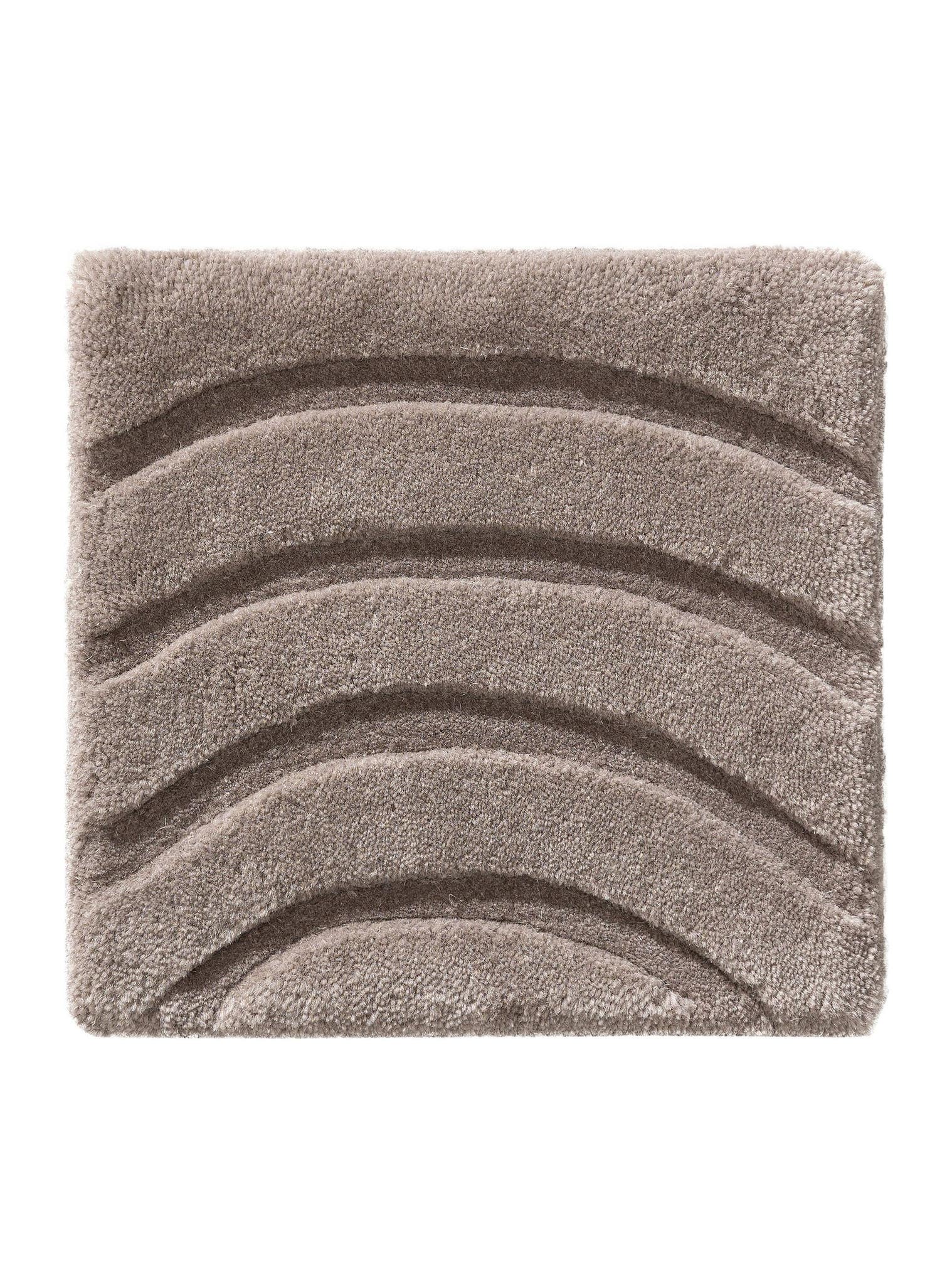 Rug made of 100% Wool in Taupe with a 11 - 20 mm high pile by benuta Finest