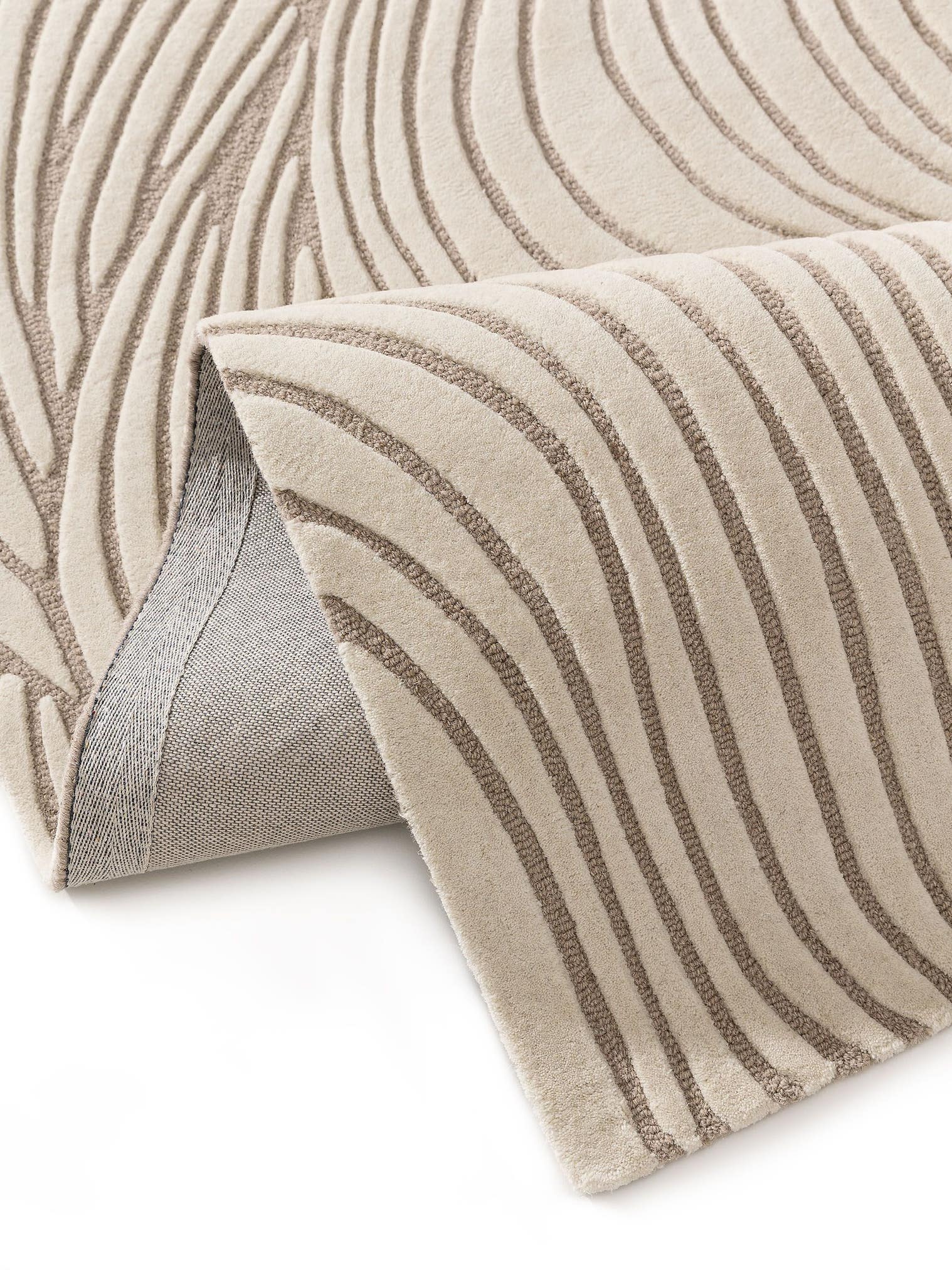 Tapijt van 100% Wol in Beige met een 6 - 10 mm hoge pool van benuta Pure