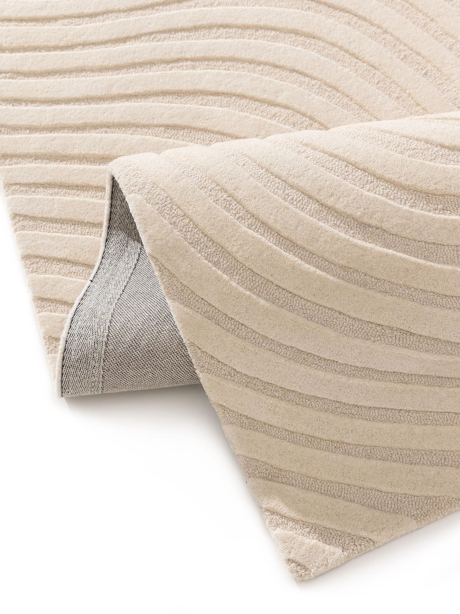 Rug made of 100% Wool in Beige with a 6 - 10 mm high pile by benuta Pure