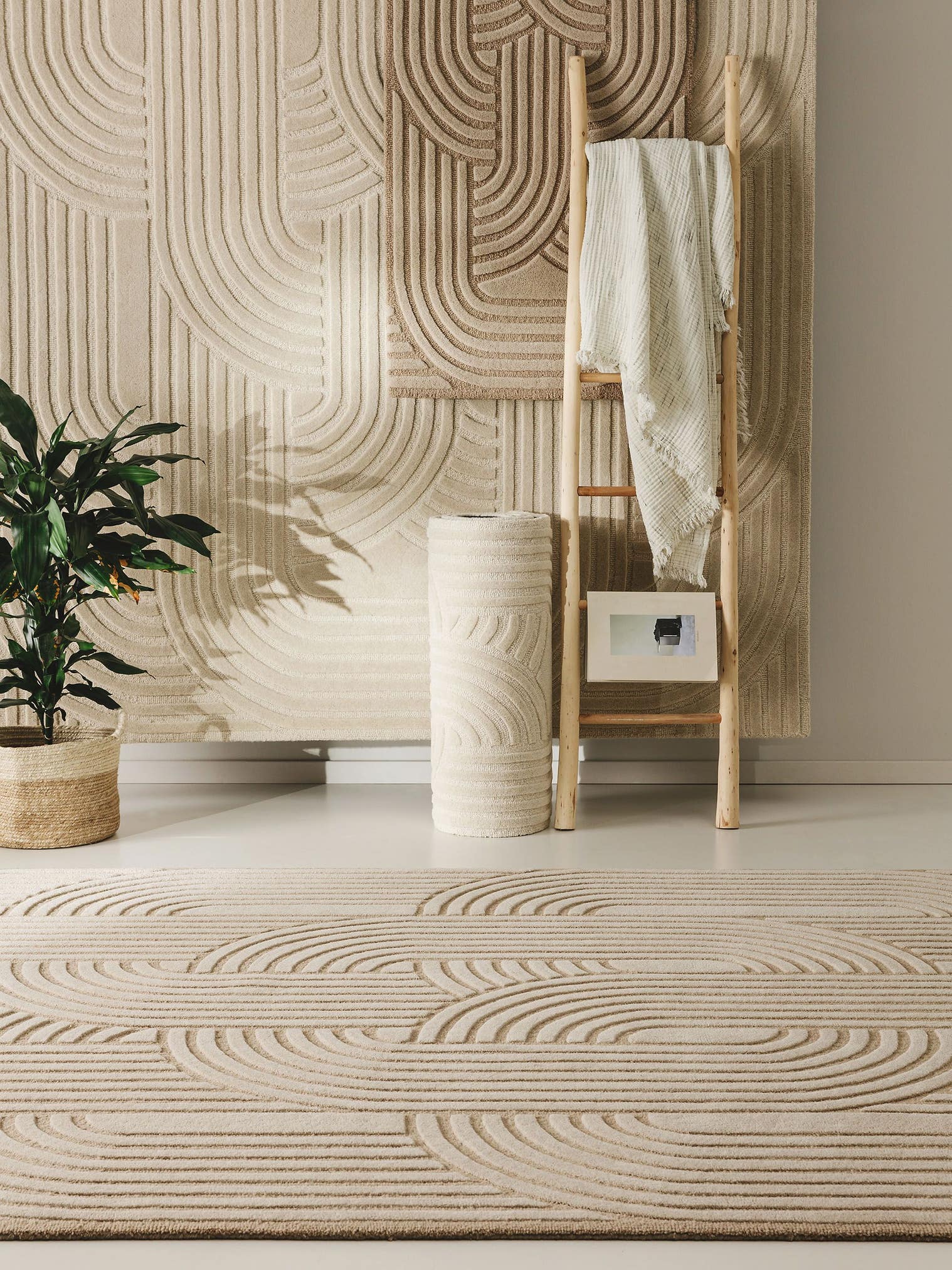 Rug made of 80% Wool, 20% Wool from New Zealand in Beige with a 6 - 10 mm high pile by benuta Pure