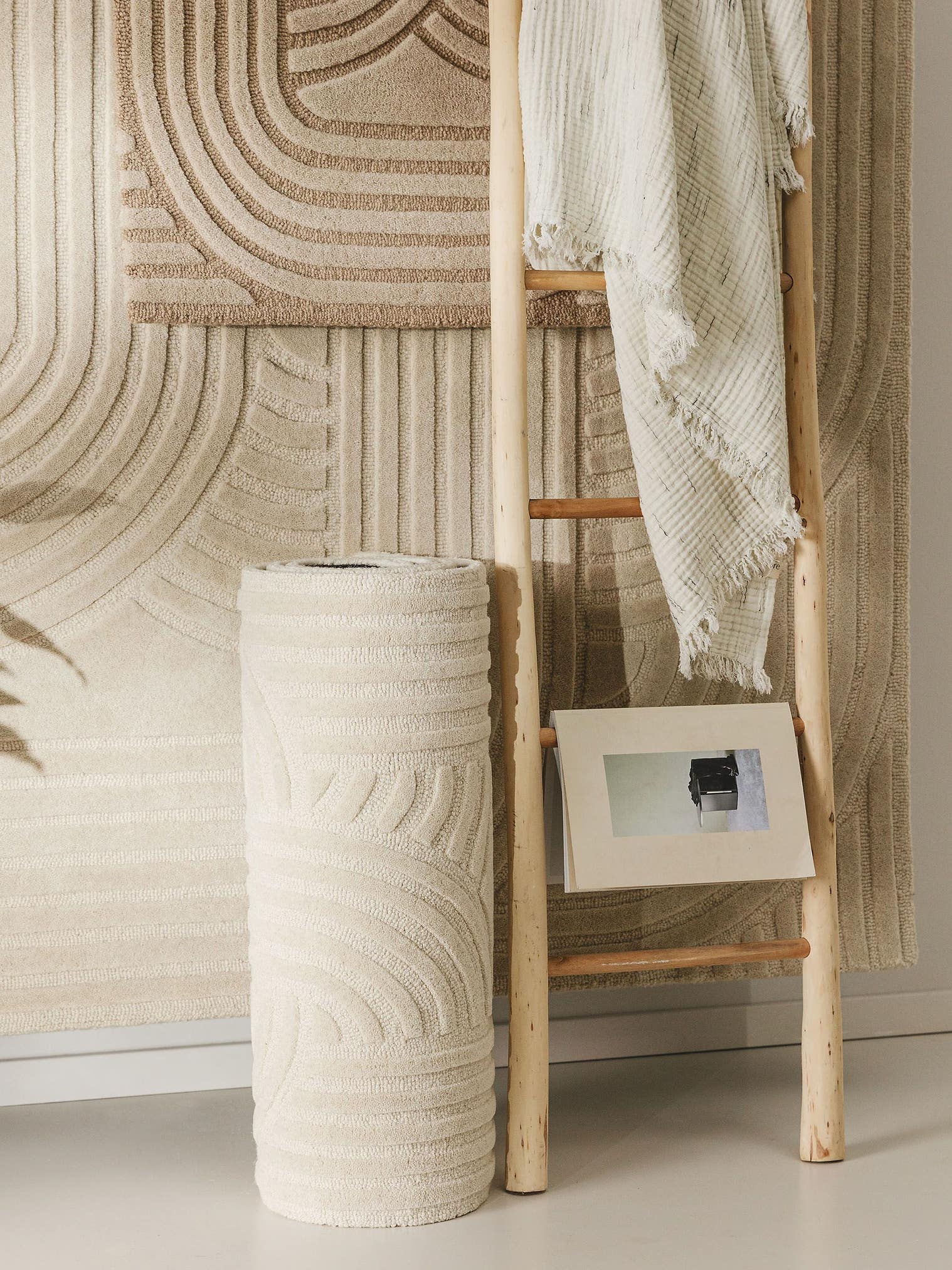 Rug made of 80% Wool, 20% Wool from New Zealand in Beige with a 6 - 10 mm high pile by benuta Pure