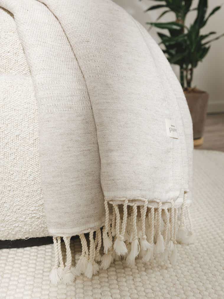 Blanket Olivia Beige in Uni design made of 30% Wool, 40% Cotton, 15% Viscose, 15% Polyamide by benuta Pure