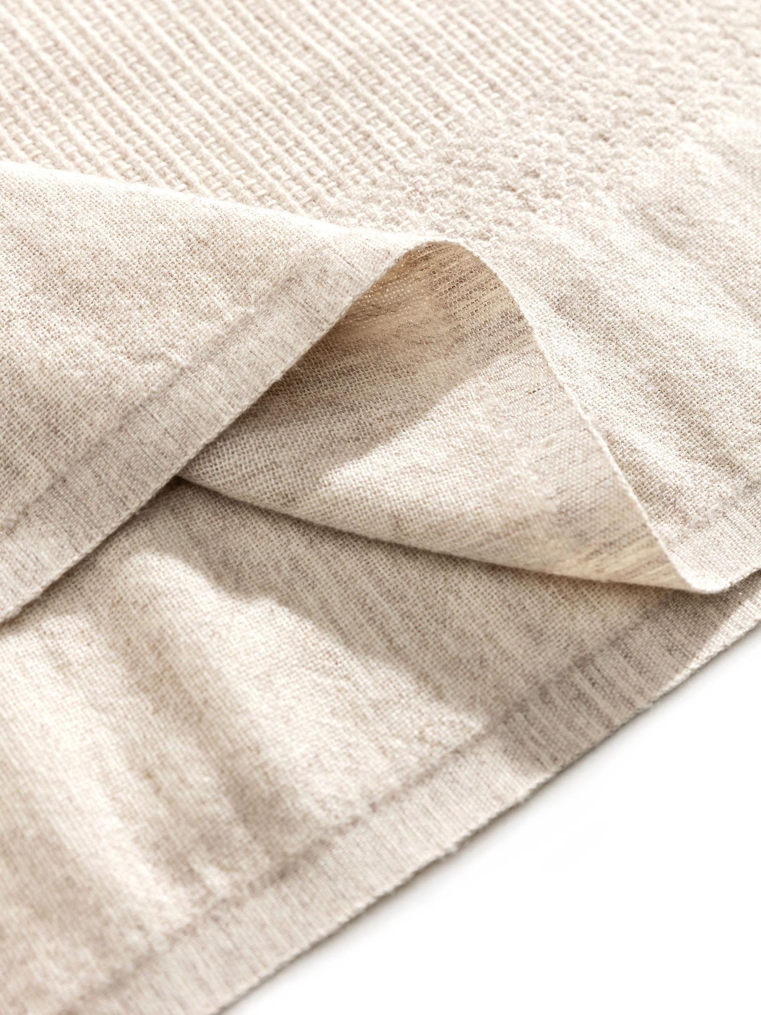 Decke Olivia Beige im Design Uni aus 30% Wolle, 40% Baumwolle, 15% Viskose, 15% Polyamid von benuta Pure