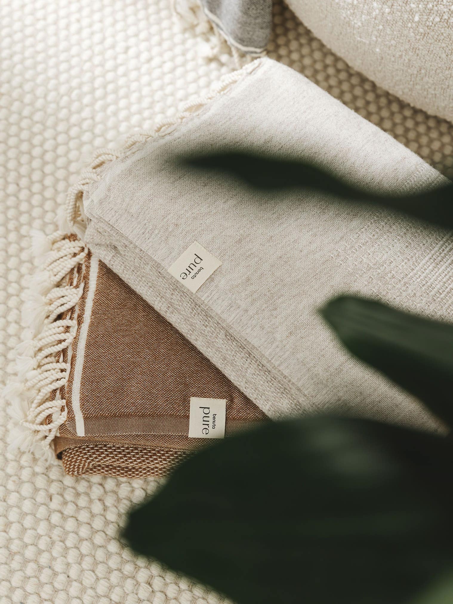 Plaid Olivia Marrone in Uni-ontwerp van 30% Lana, 40% Conte, 15% Viscosa, 15% Poliammide door benuta Pure