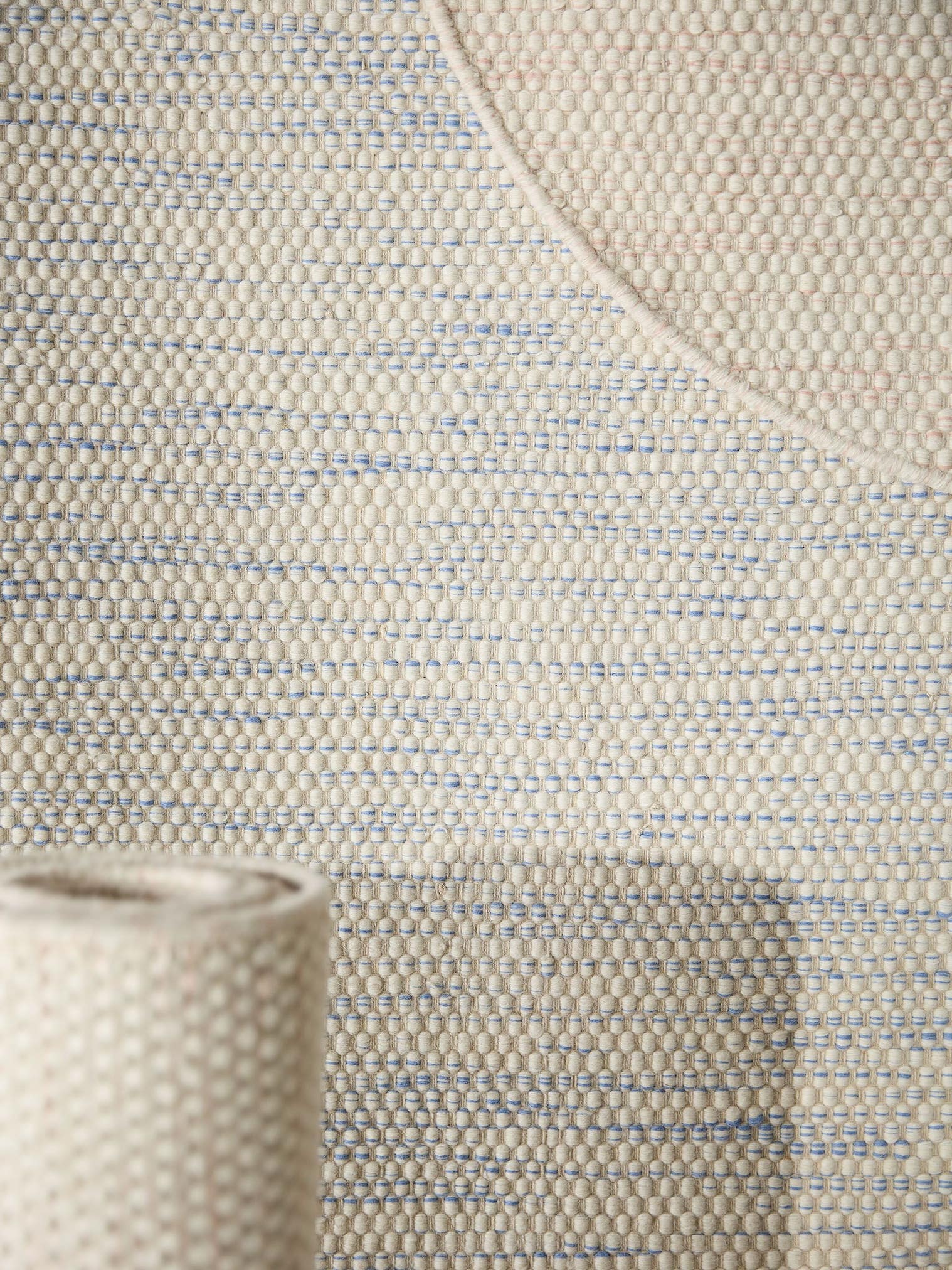 Tapete de 100% lã em Azul com pelo de até 5 mm de altura da Lytte