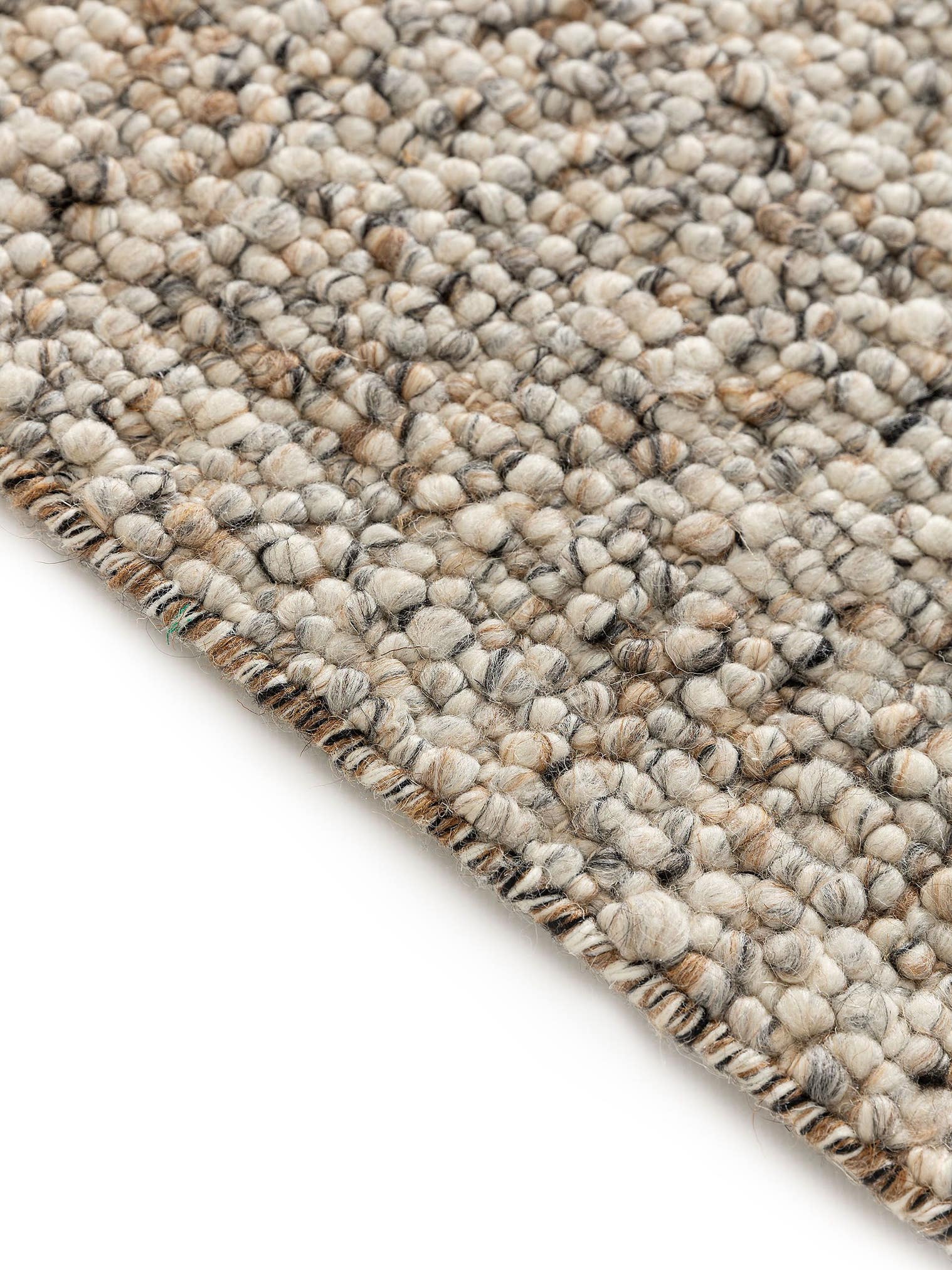 Rug made of 70% wool, 15% jute, 15% cotton in Multicoloured with a 11 - 20 mm high pile by benuta Pure