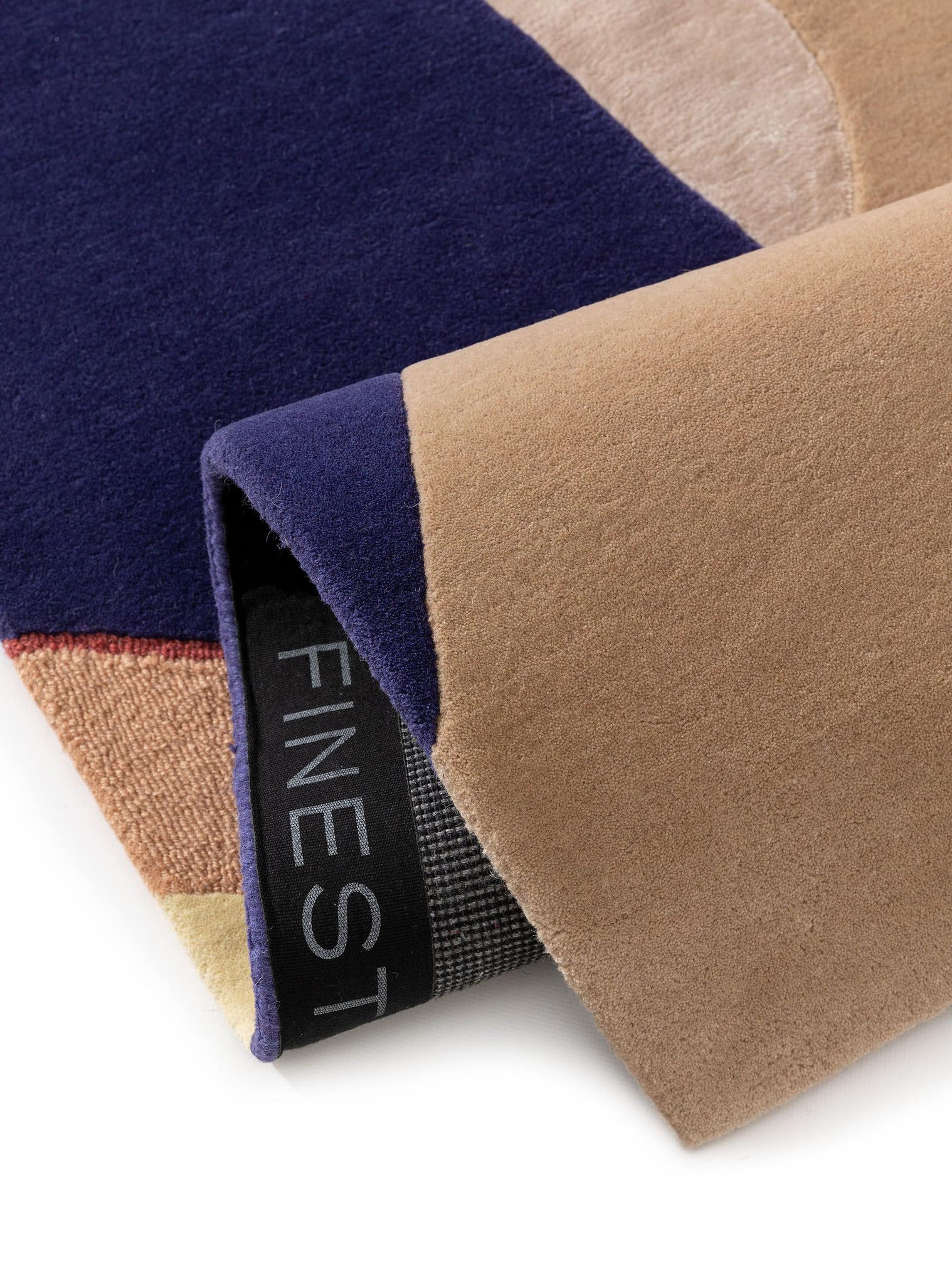 Tæppe af 75% Uld, 25% Lyocell (TENCEL™) i Flerfarvet med 6 - 10 mm høj luv fra benuta Finest
