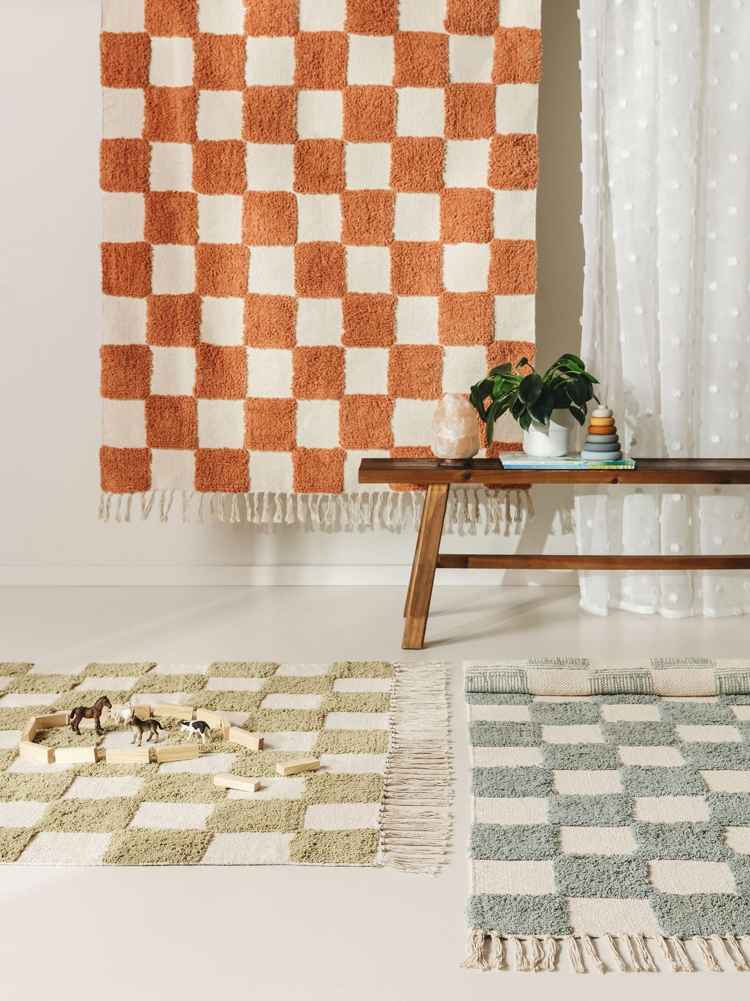 Rug made of 100% Cotton in Red with a 11 - 20 mm high pile by Lytte