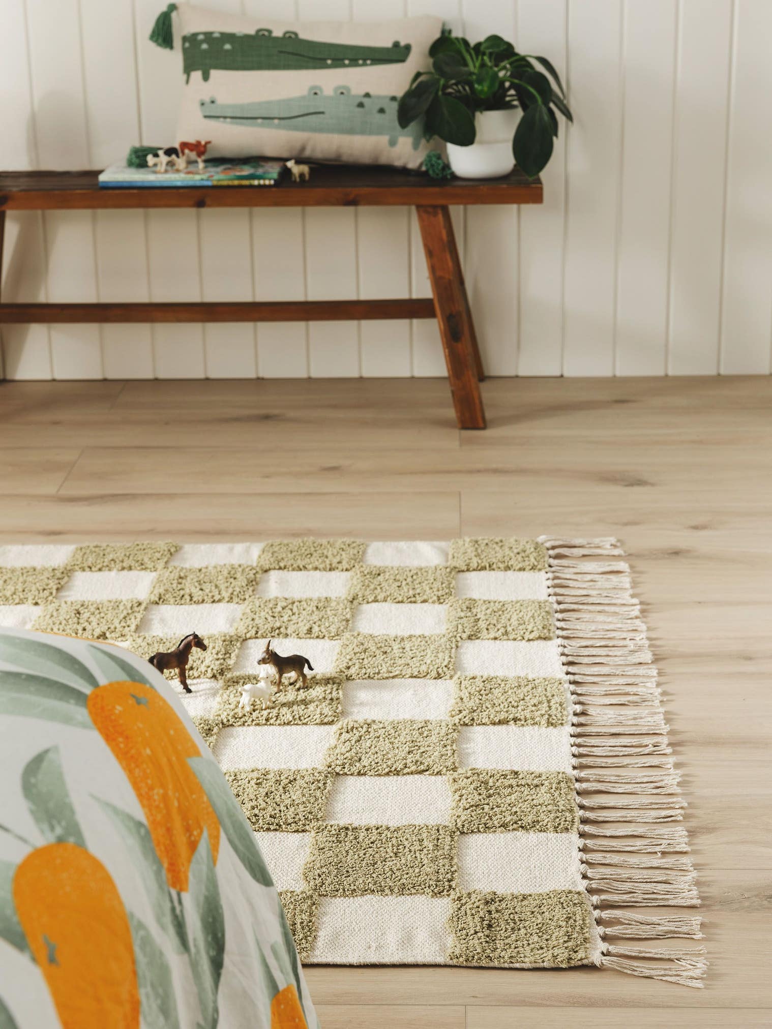 Rug made of 100% Cotton in Green with a 11 - 20 mm high pile by Lytte