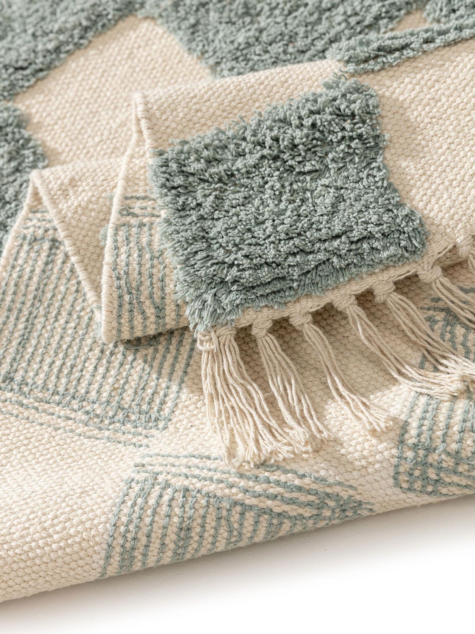 Rug made of 100% Cotton in Blue with a 11 - 20 mm high pile by Lytte