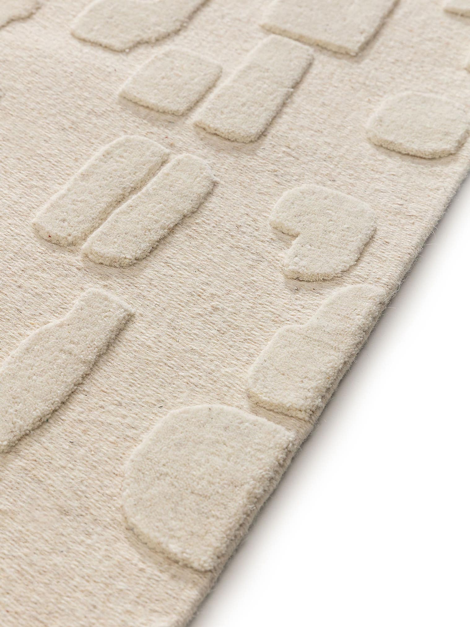Rug made of 80% wool, 20% cotton in Beige with a 11 - 20 mm high pile by benuta Pure