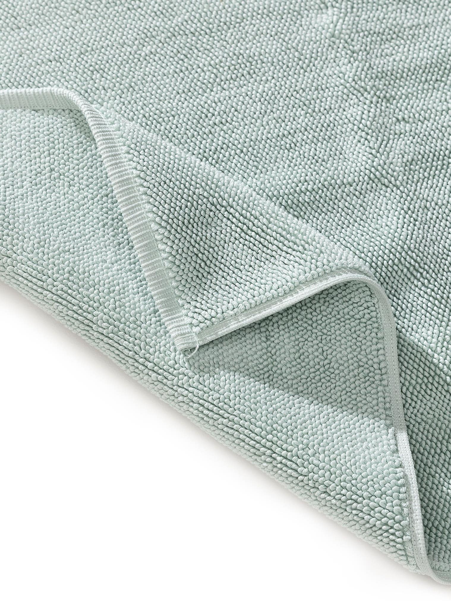 Rug made of 100% Cotton in Green with a 21 - 30 mm high pile by benuta Nest