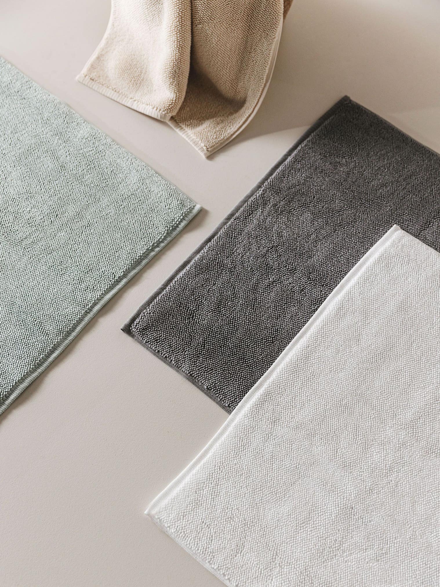 Rug made of 100% Cotton in Grey with a 21 - 30 mm high pile by benuta Nest