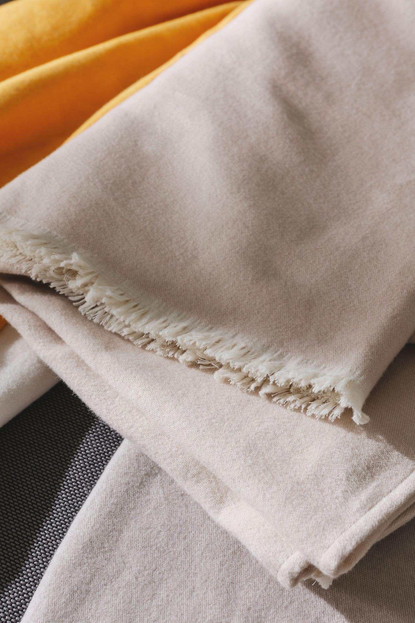 Cotton blanket Luca Cream in Withfringes design made of 100% Cotton by benuta Nest