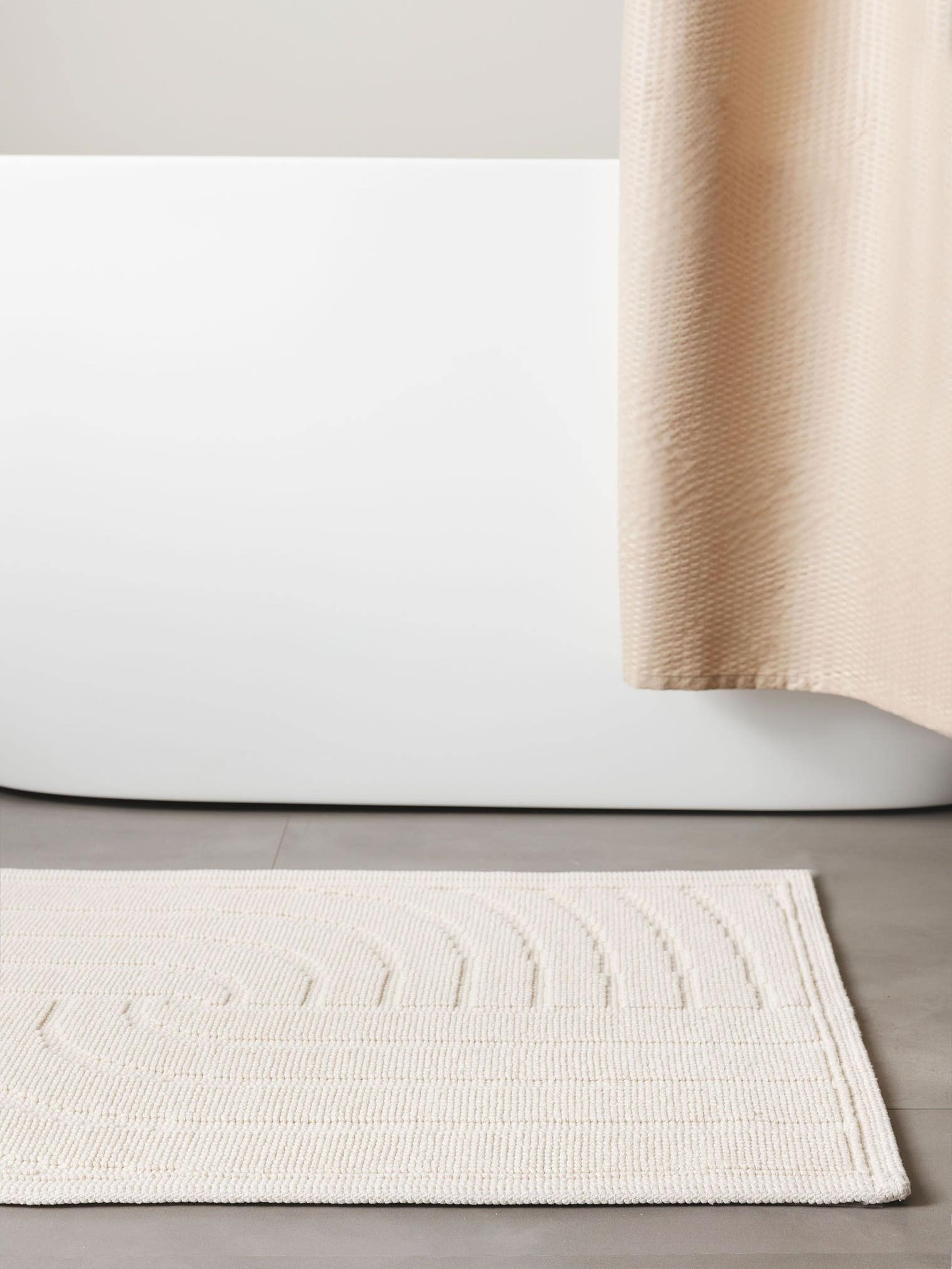 Rug made of 100% Cotton in Beige with a 1- 5 mm high pile by benuta Nest
