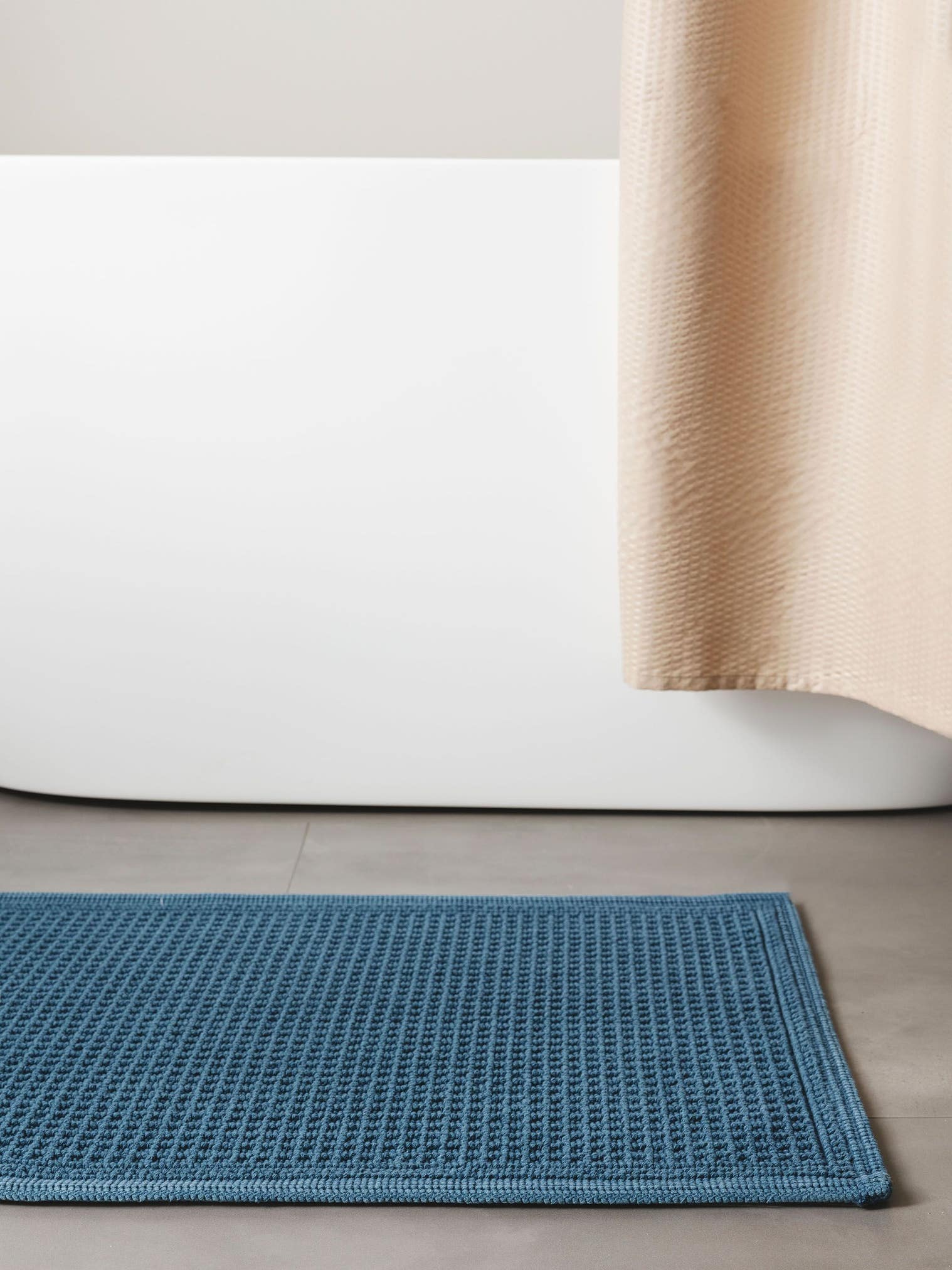 Teppich aus 100% Baumwolle in Blau mit bis 5 mm hohem Flor von benuta Nest