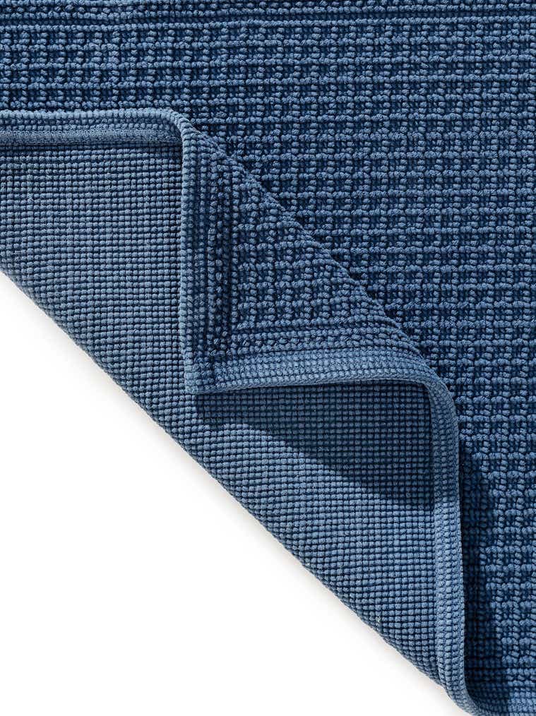 Rug made of 100% Cotton in Blue with a 1- 5 mm high pile by benuta Nest