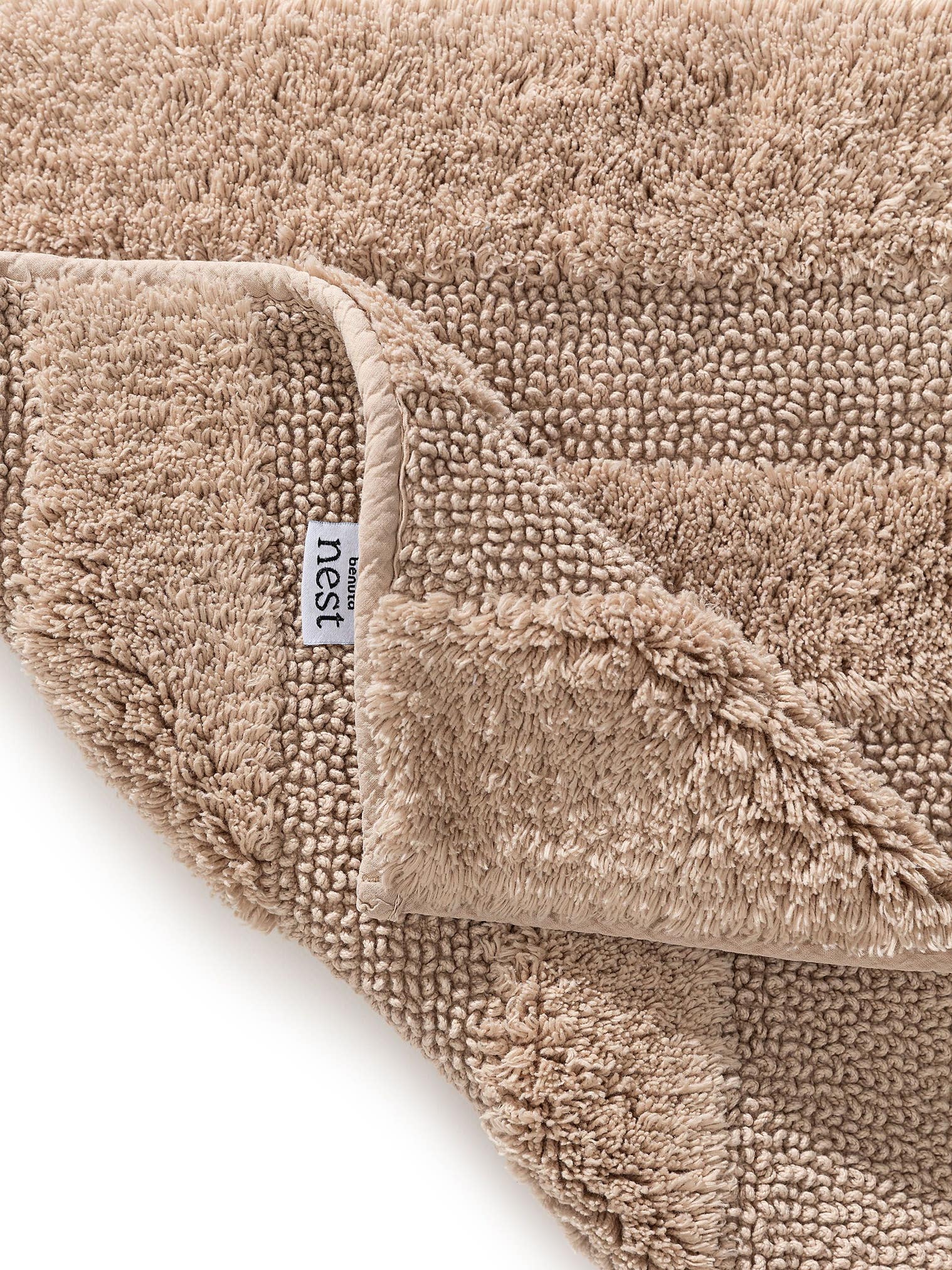 Tæppe af 100% Bomuld i Beige med 1- 5 mm høj luv fra benuta Nest