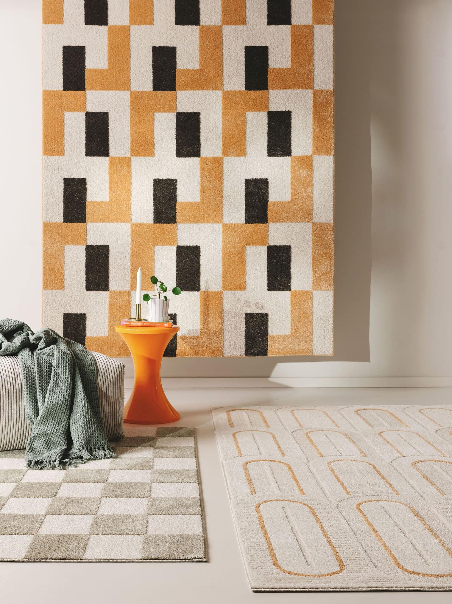 Tapijt van 80% Polypropyleen, 20% Polyester in Beige met een 6 - 10 mm hoge pool van benuta Pop