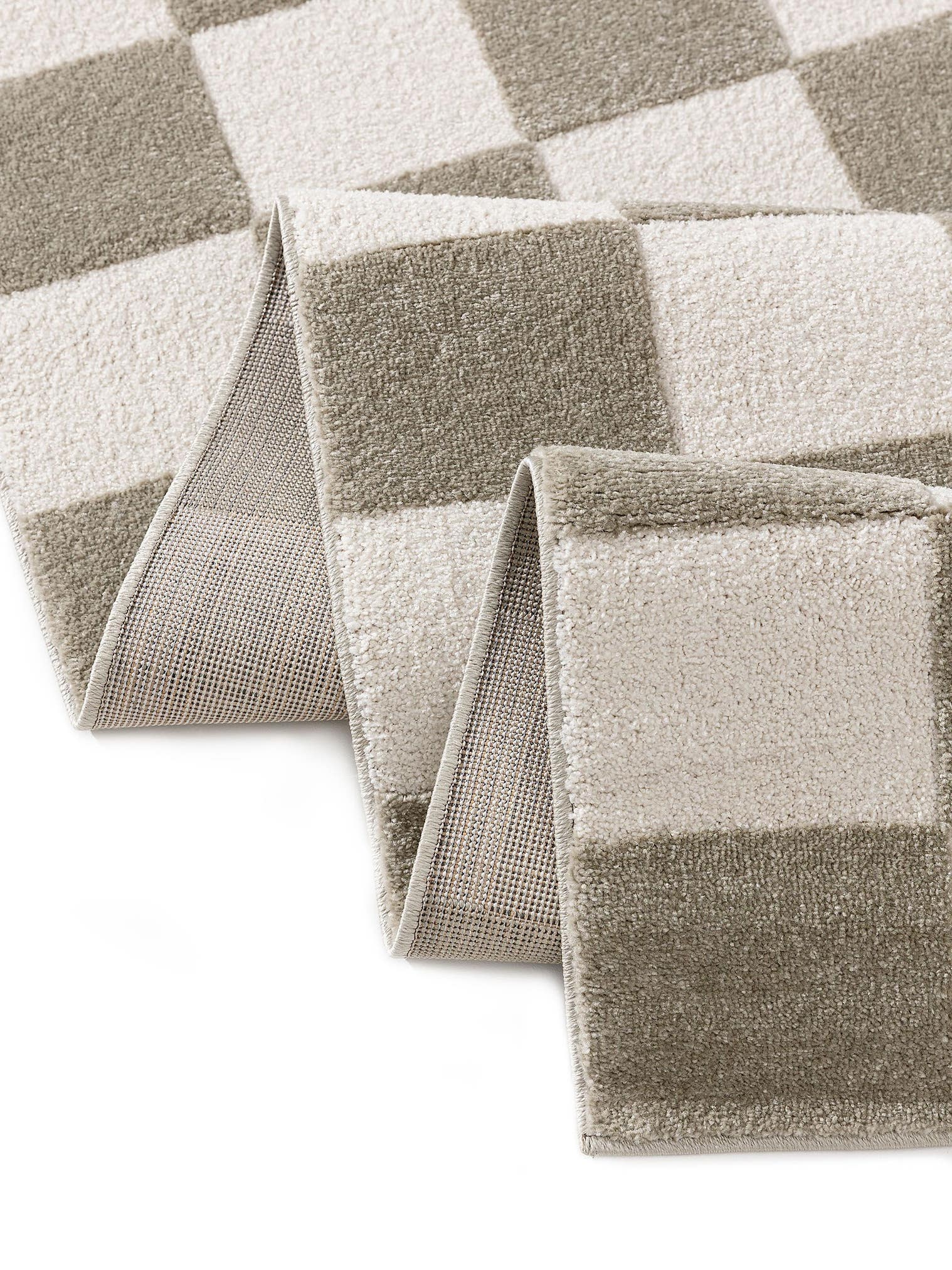 Tapijt van 80% Polypropyleen, 20% Polyester in Veelkleurig met een 6 - 10 mm hoge pool van benuta Pop