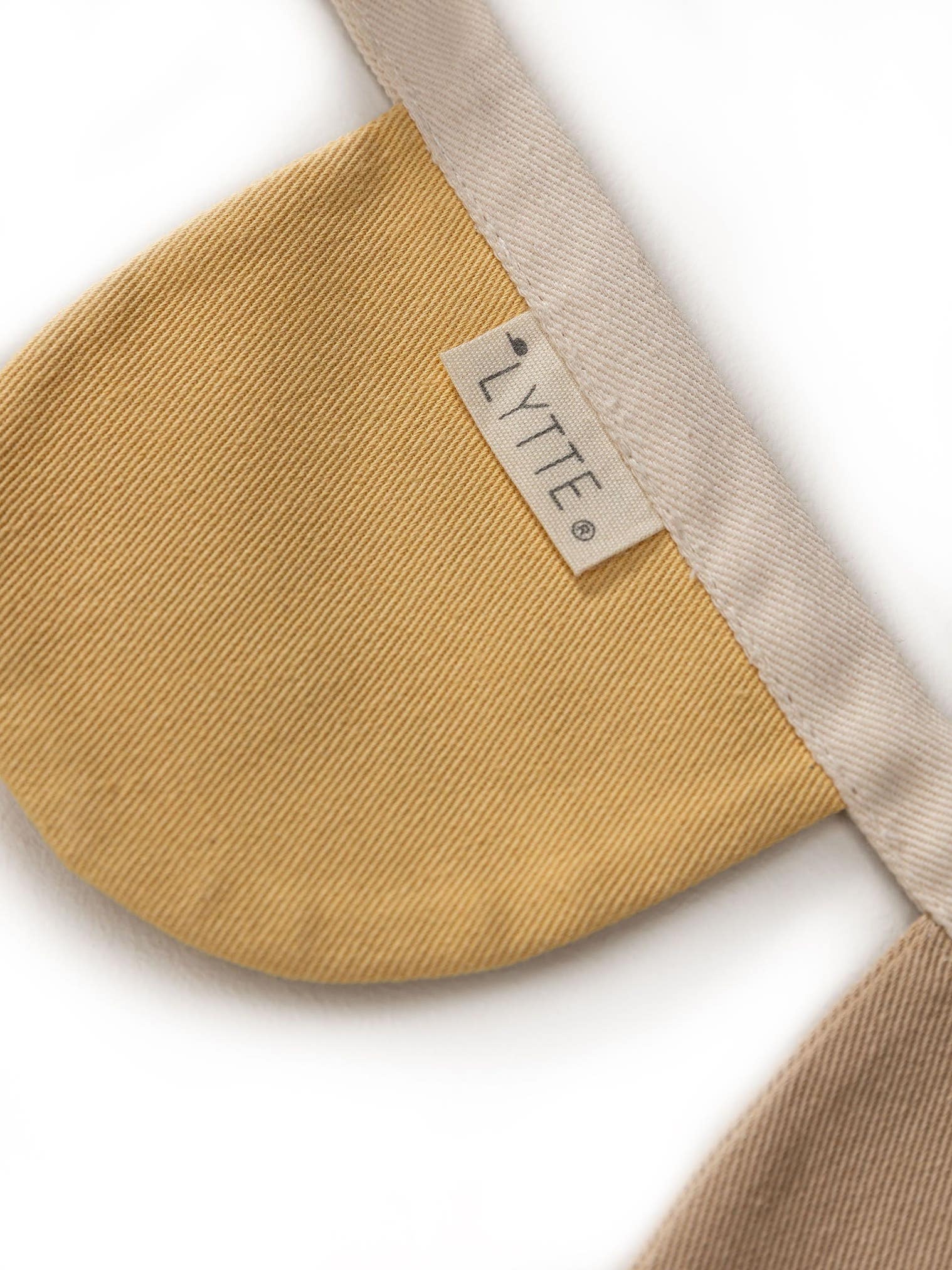 Seinä koristelu Hana Beige/Keltainen Kasvitieteet&kukat-suunnittelussa, valmistettu 100% puuvillaaista, Lyttein toimesta