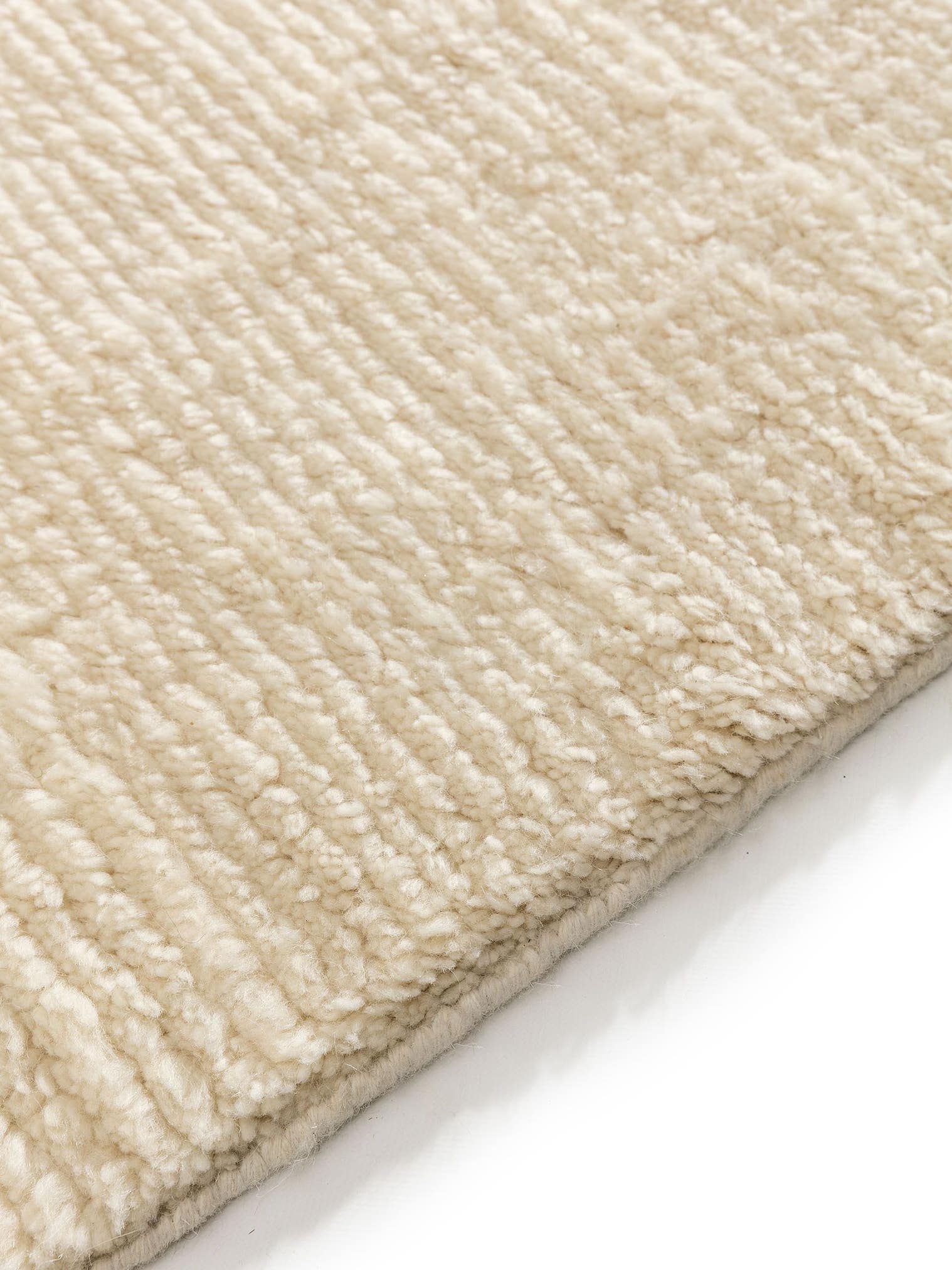 Rug made of 90% Wool, 10% Cotton in Beige with a 21 - 30 mm high pile by benuta Finest