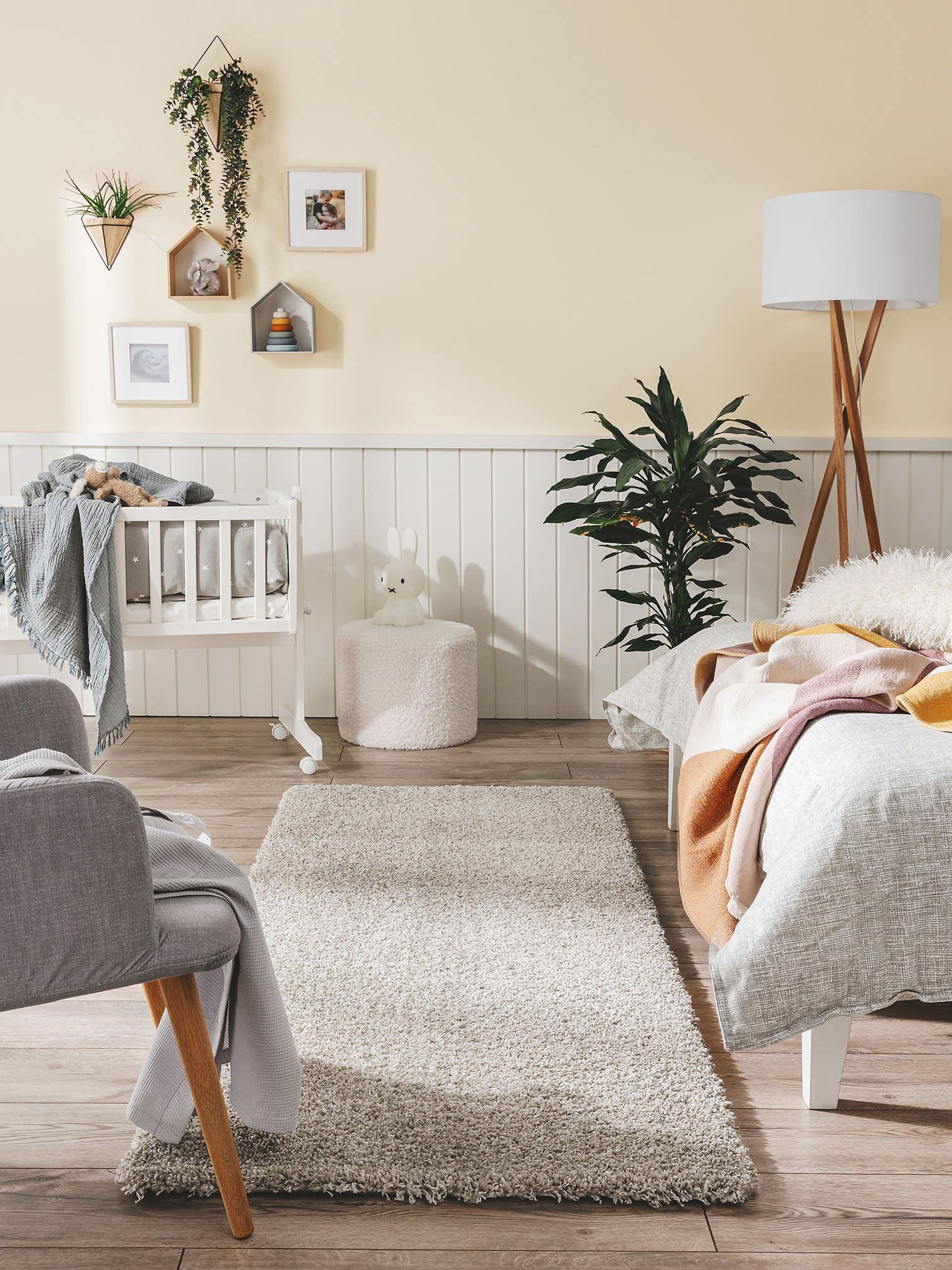 Tapis en 100% Polypropylène en Gris avec une pile de 31 - 40 mm de hauteur de benuta Nest