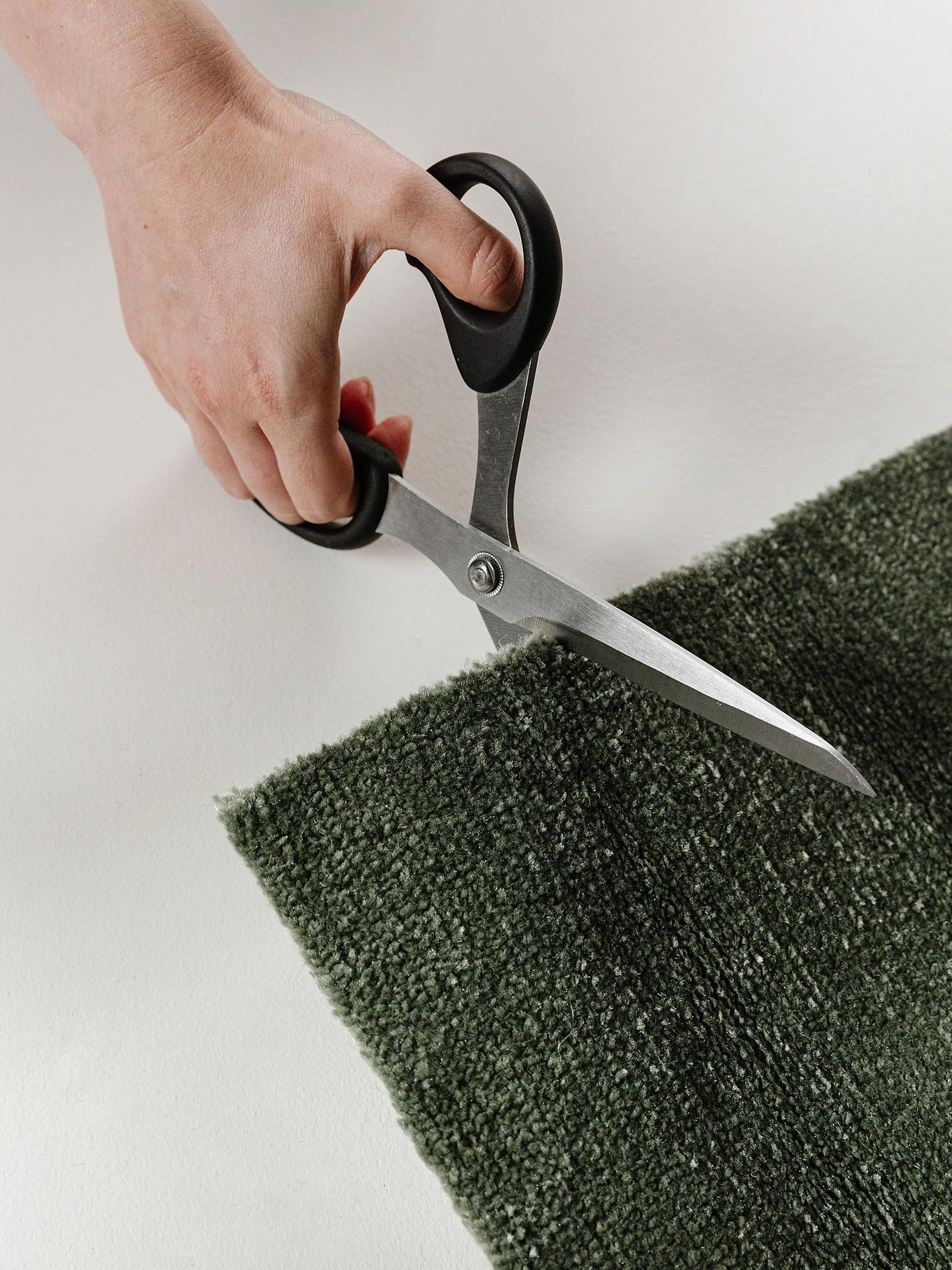 Rug made of 100% Polypropylene in Green with a 6 - 10 mm high pile by benuta Nest
