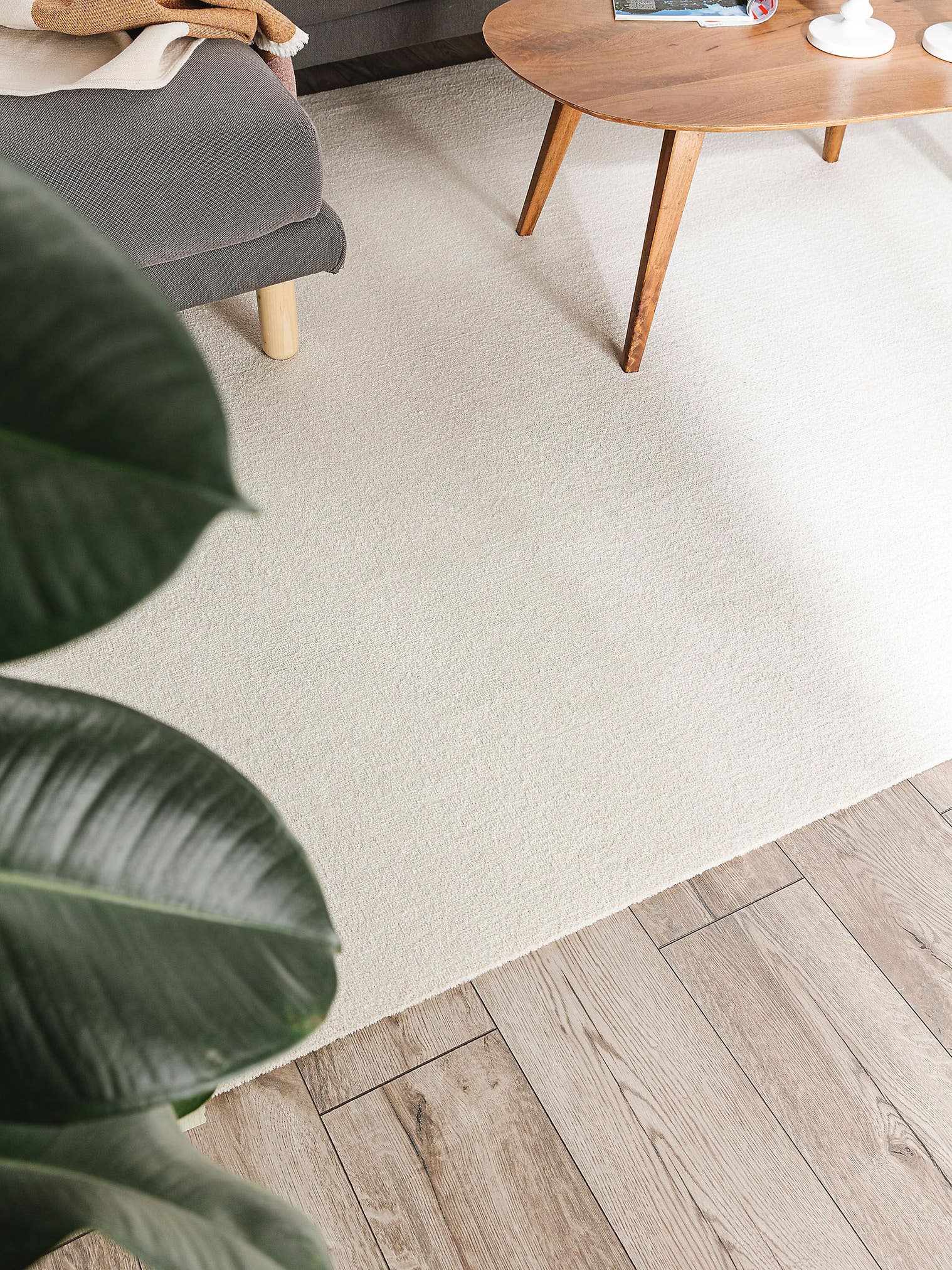 Teppich aus 100% Polypropylen in Beige mit 6 bis 10 mm hohem Flor von benuta Nest