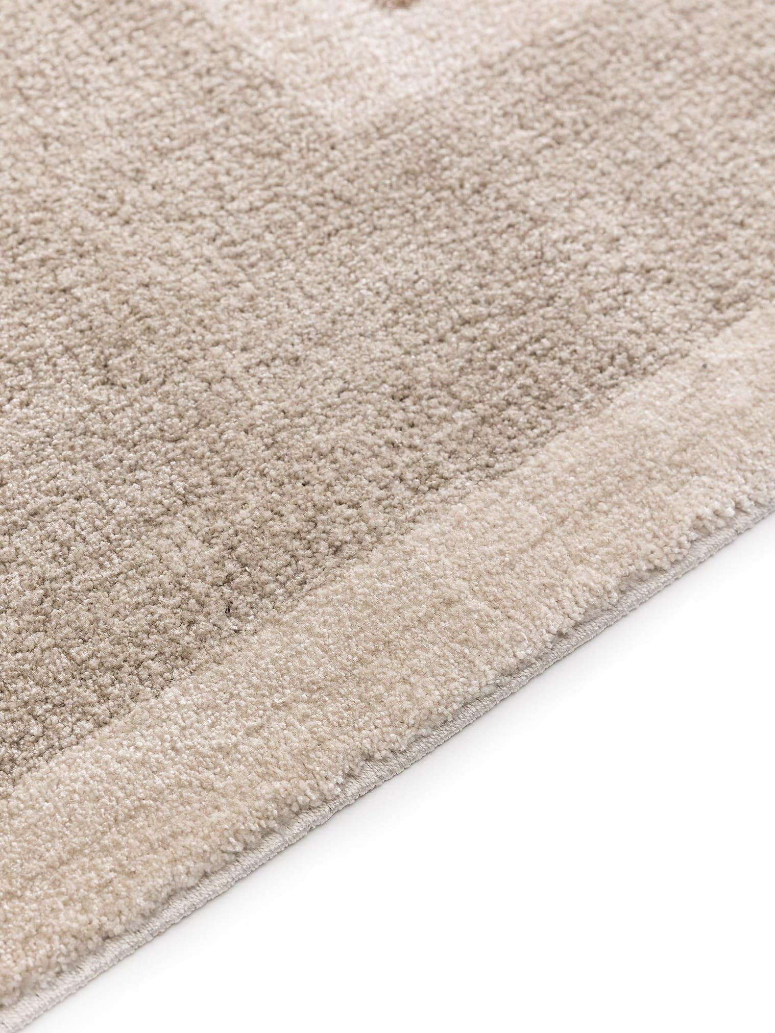 Matta av 100% Polyester i Flerfärgad med 11 - 20 mm hög lugg från benuta Nest