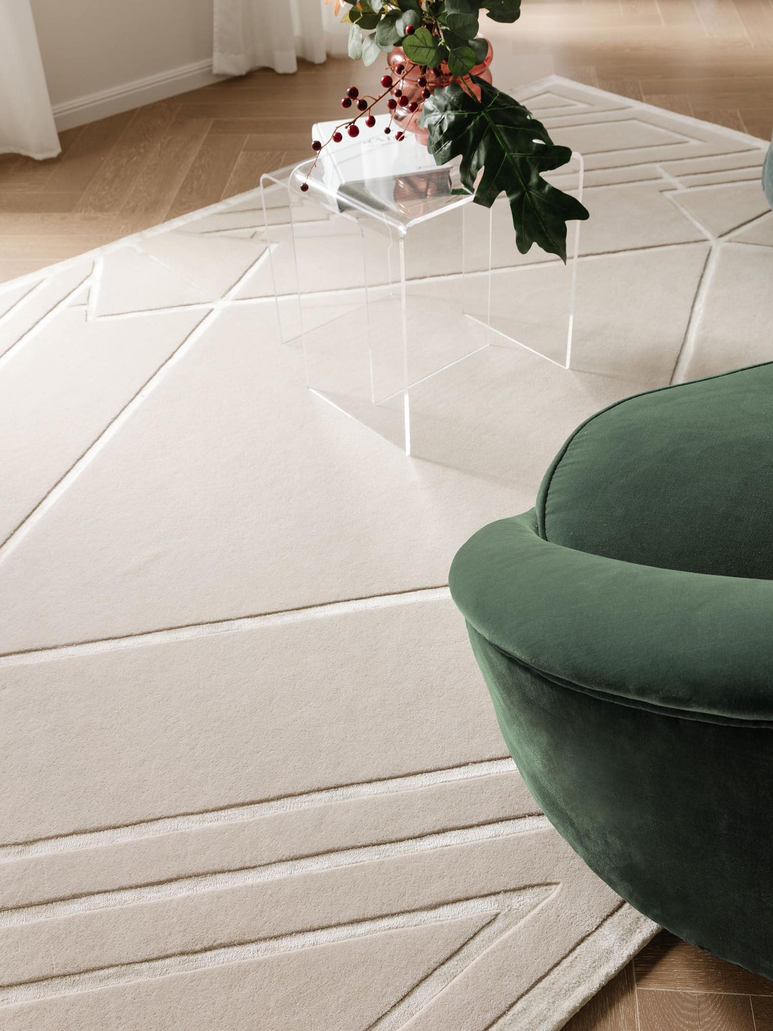 Rug made of 80% Wool, 20% Lyocell (TENCEL™) in Beige with a 6 - 10 mm high pile by benuta Finest