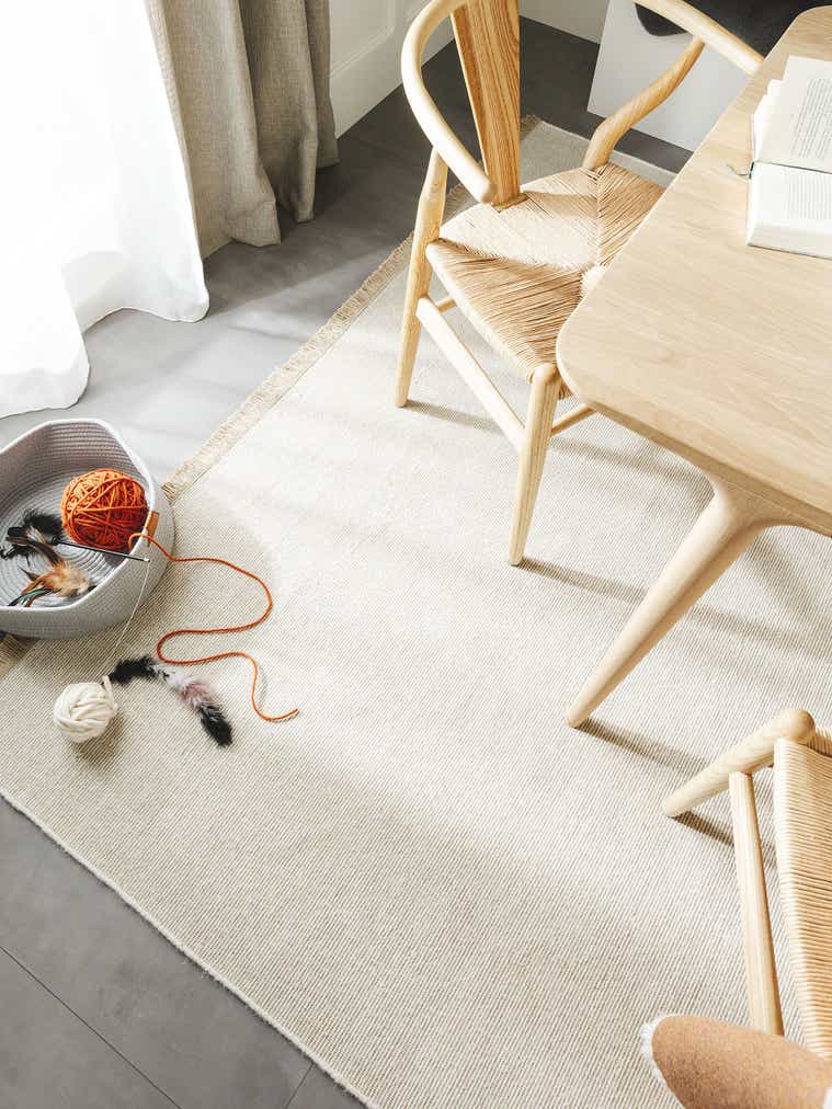 Rug made of 70% Wool, 30% Cotton in Beige with a 1- 5 mm high pile by benuta Nest