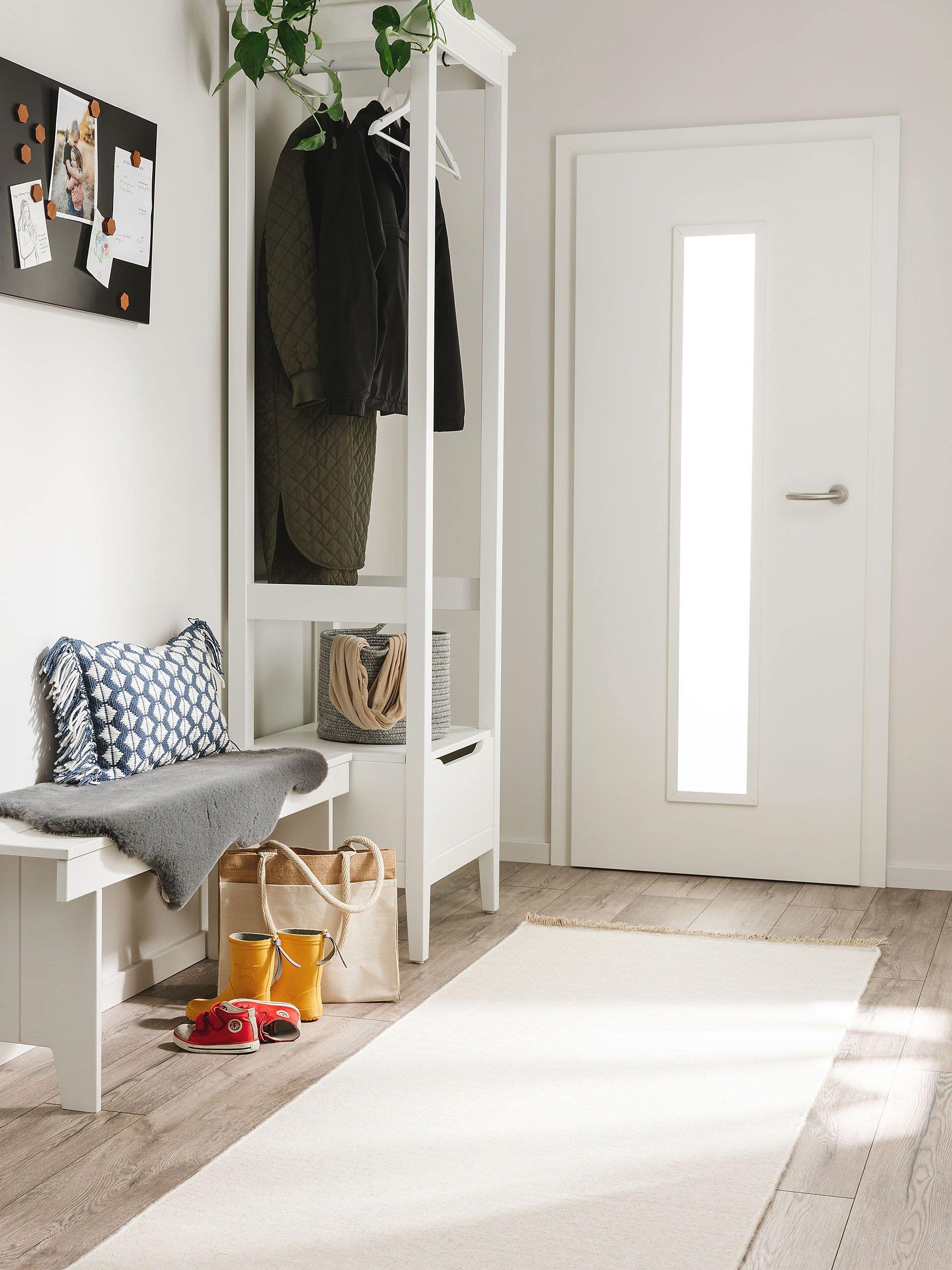 Rug made of 70% Wool, 30% Cotton in Beige with a 1- 5 mm high pile by benuta Nest
