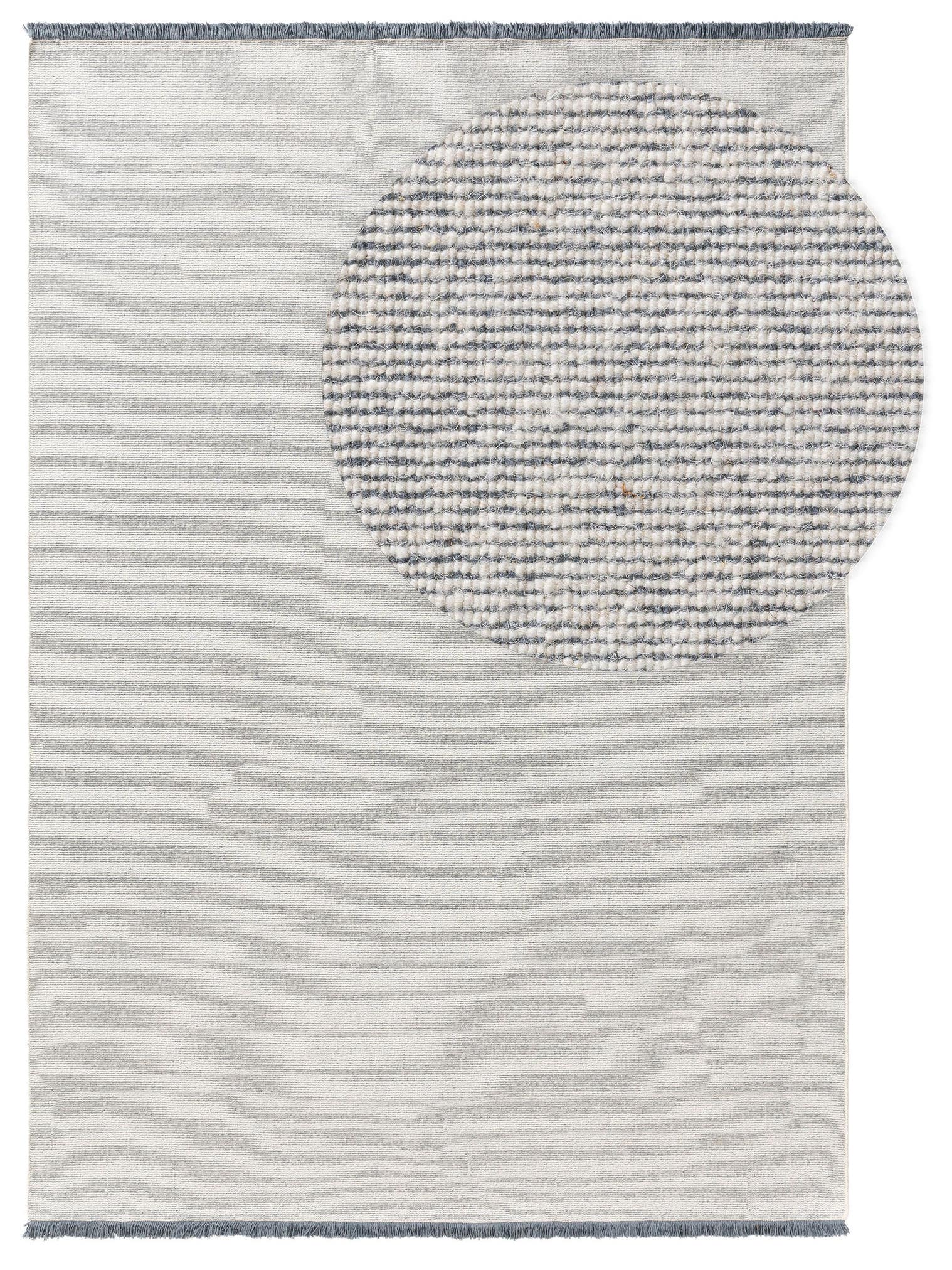 Teppich aus 70% Wolle, 30% Baumwolle in Blau mit bis 5 mm hohem Flor von benuta Nest