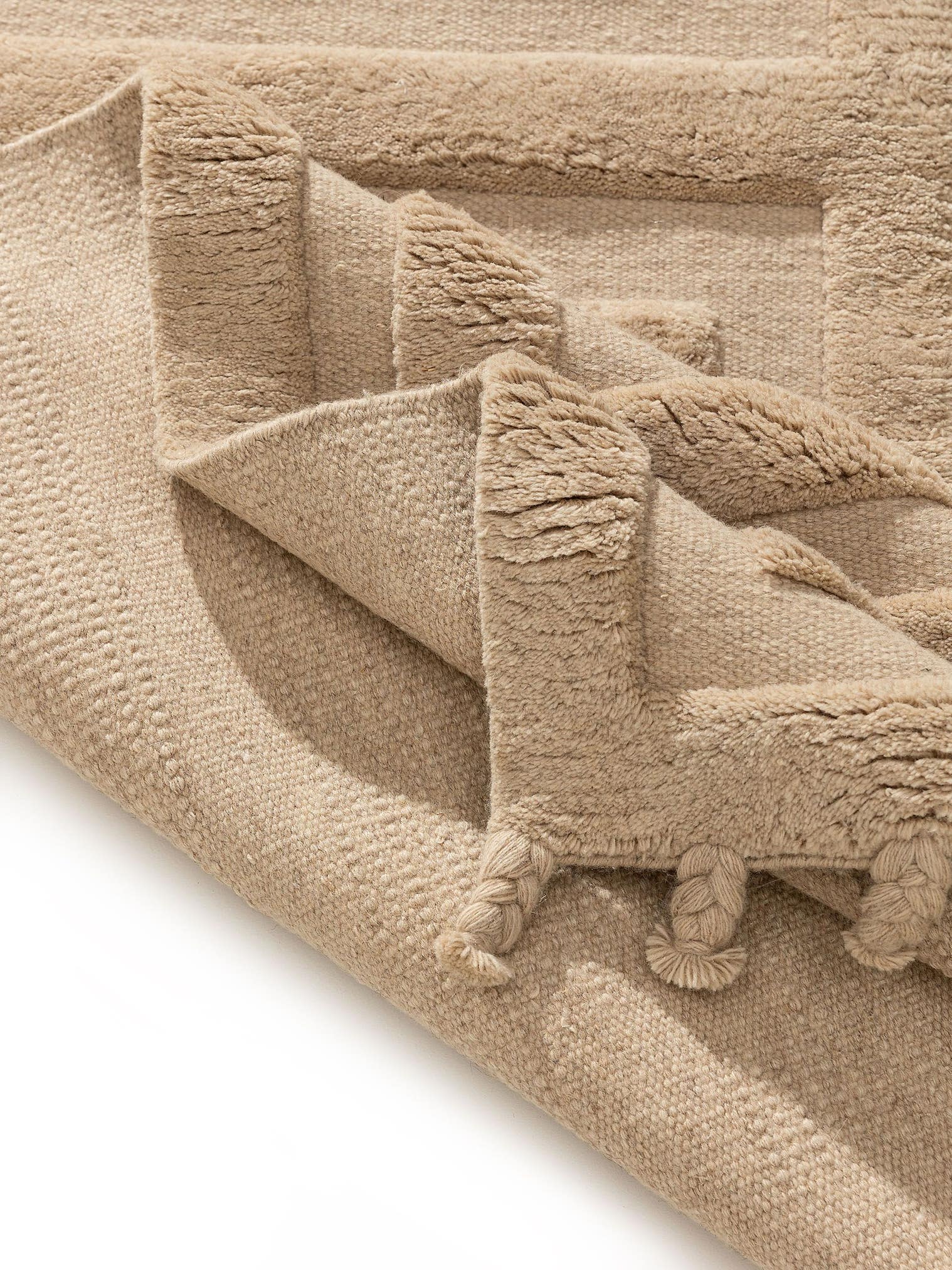Tæppe af 100% Uld (fra New Zealand) i Beige med 21 - 30 mm høj luv fra benuta Finest