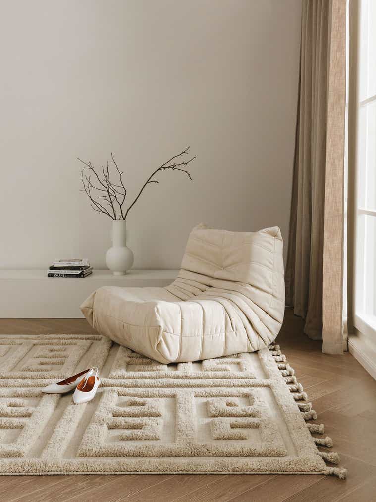 Rug made of 100% Wool from (New Zealand) in Beige with a 21 - 30 mm high pile by benuta Finest