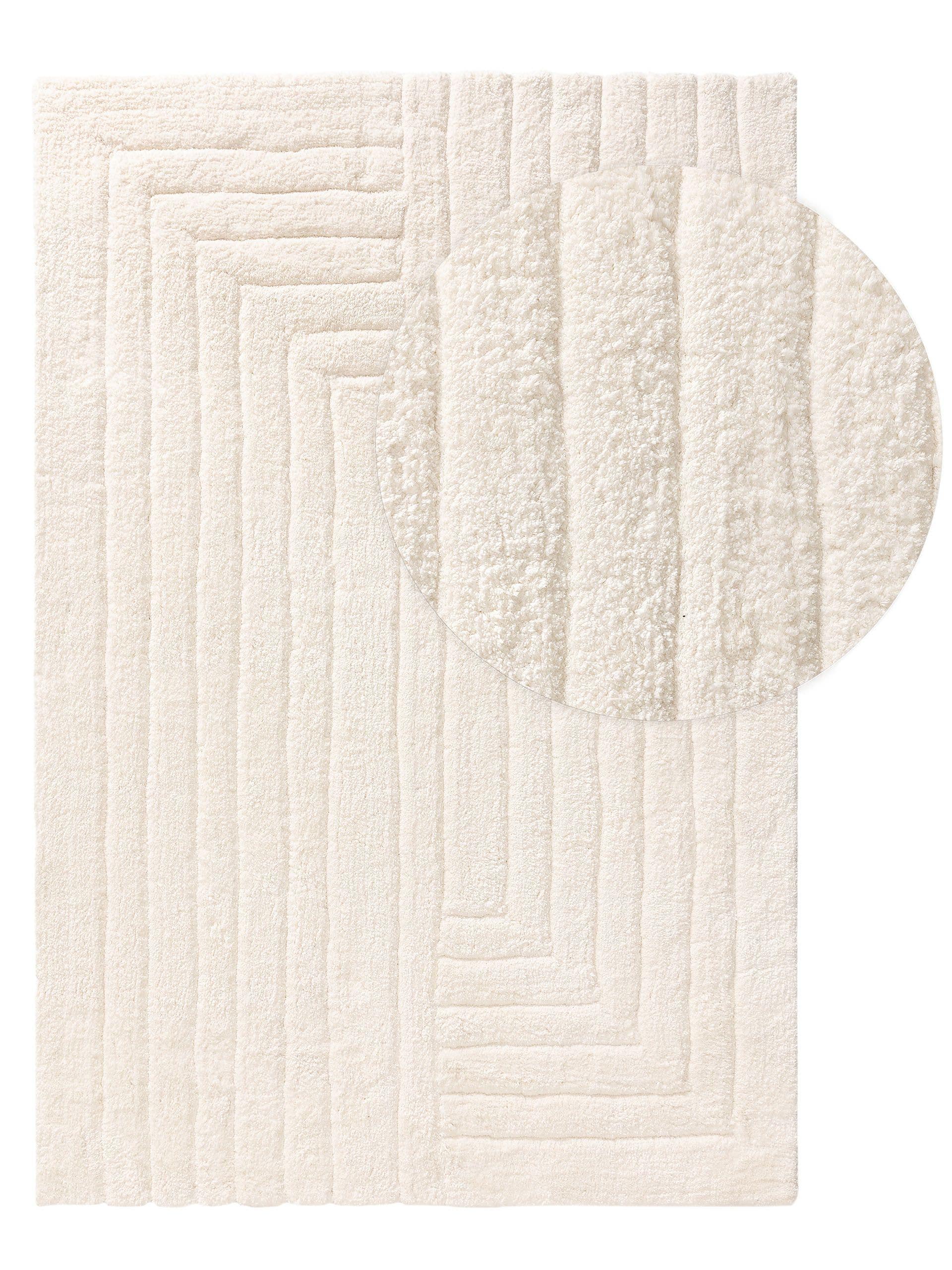 Matta av 100% Polyester i Beige med 21 - 30 mm hög lugg från benuta Nest