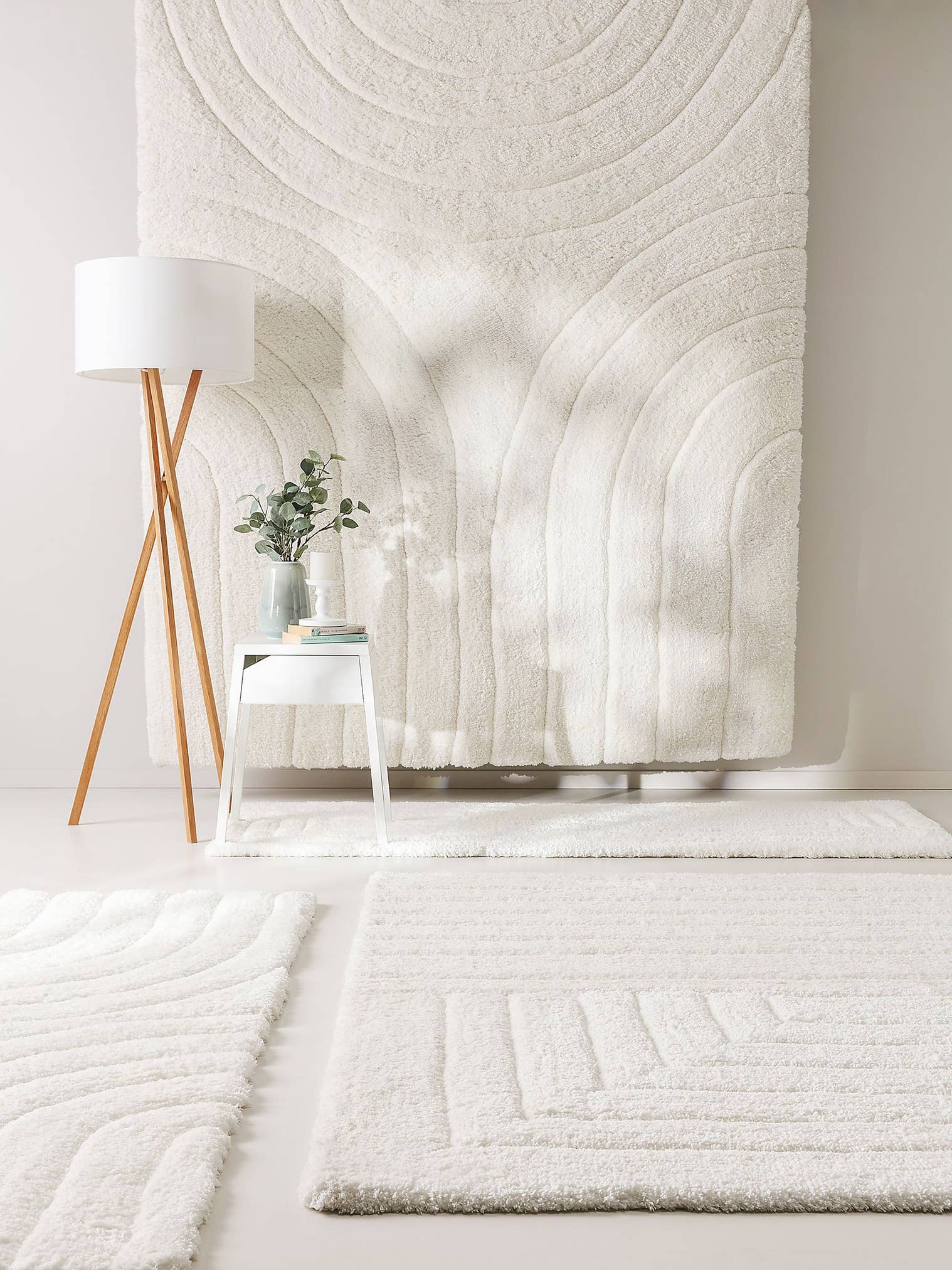 Teppich aus 100% Polyester in Beige mit 21 bis 30 mm hohem Flor von benuta Nest