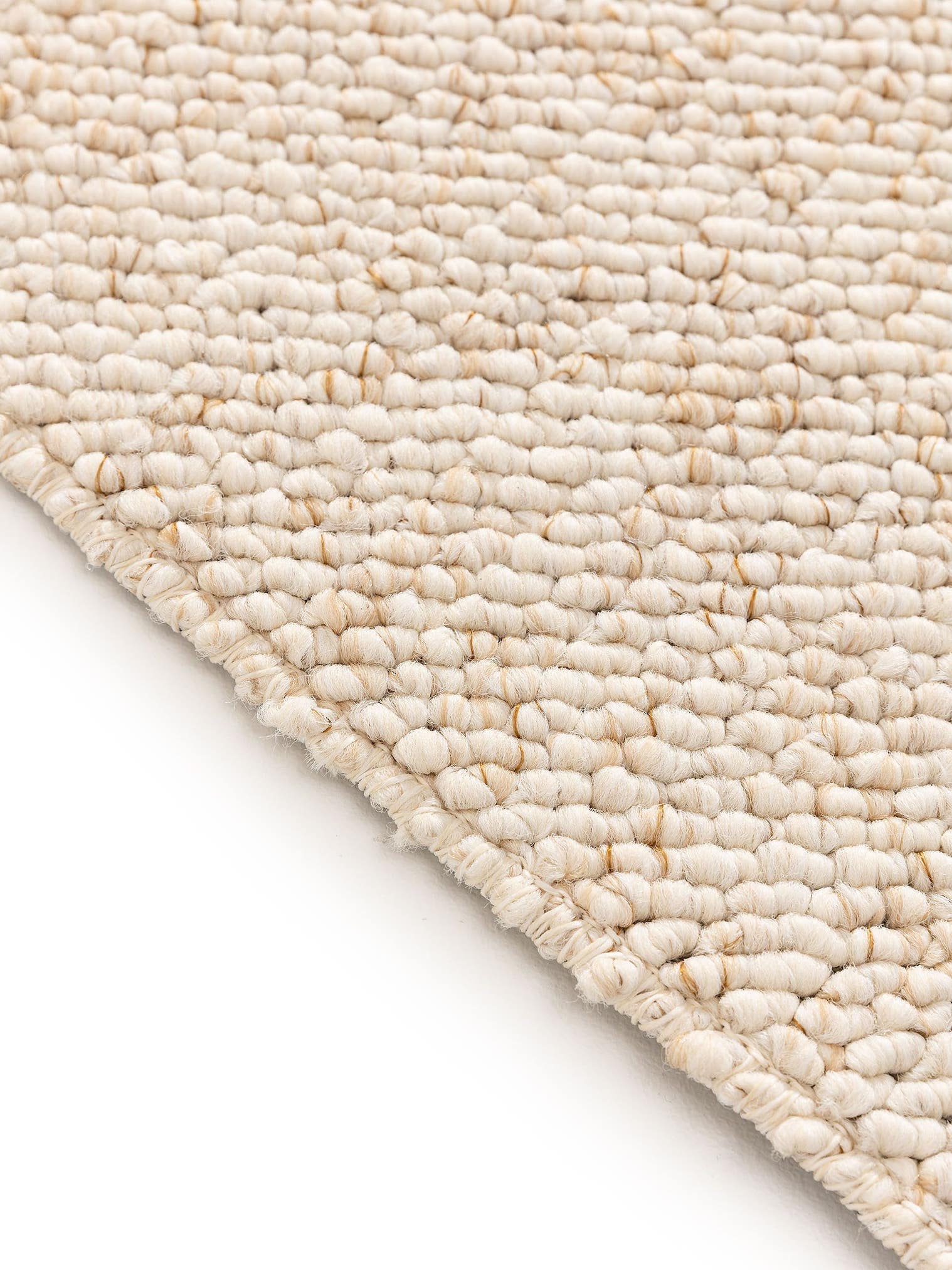 Teppich aus 100% Polypropylen in Beige mit 6 bis 10 mm hohem Flor von benuta Nest